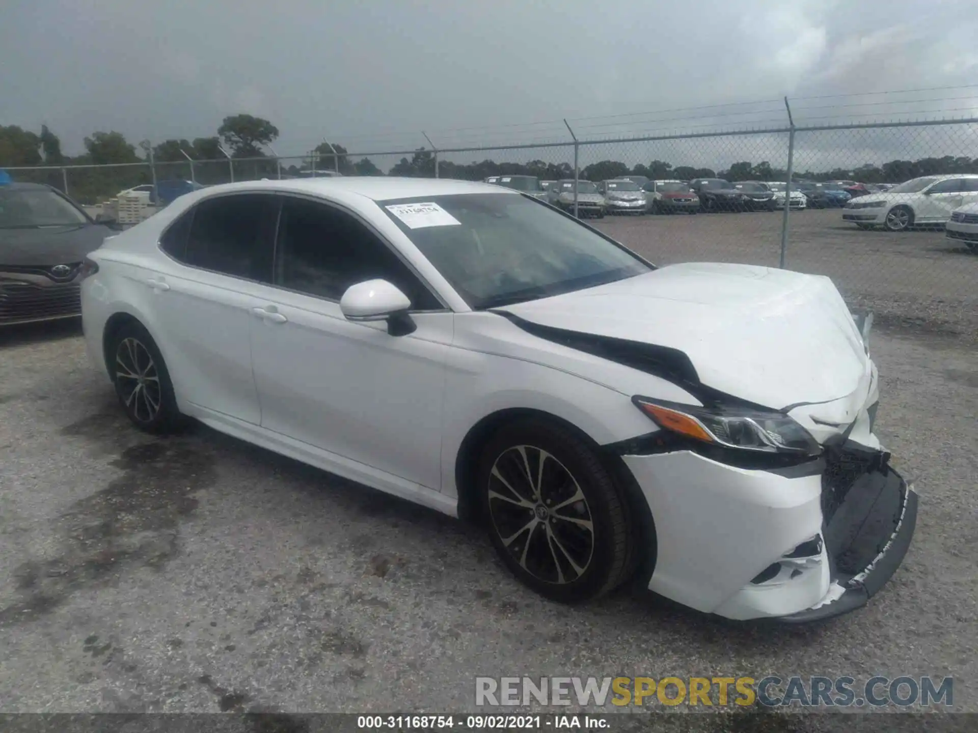 1 Photograph of a damaged car 4T1B11HKXKU840067 TOYOTA CAMRY 2019