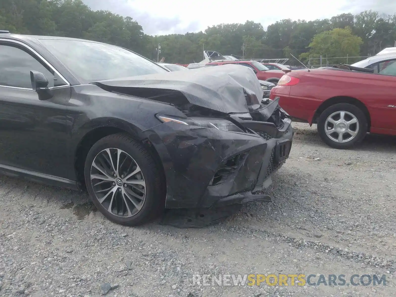 9 Photograph of a damaged car 4T1B11HKXKU841252 TOYOTA CAMRY 2019