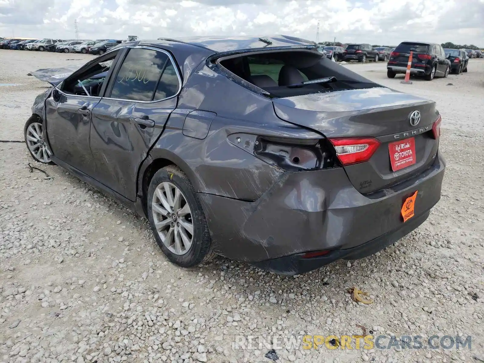 3 Photograph of a damaged car 4T1B11HKXKU844071 TOYOTA CAMRY 2019