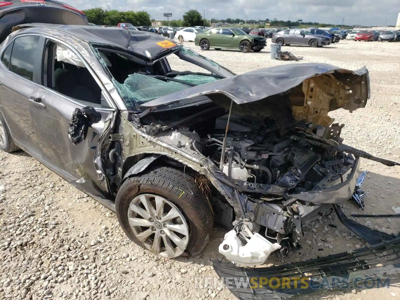 9 Photograph of a damaged car 4T1B11HKXKU844071 TOYOTA CAMRY 2019