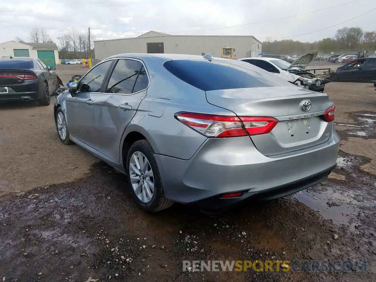 3 Photograph of a damaged car 4T1B11HKXKU844524 TOYOTA CAMRY 2019