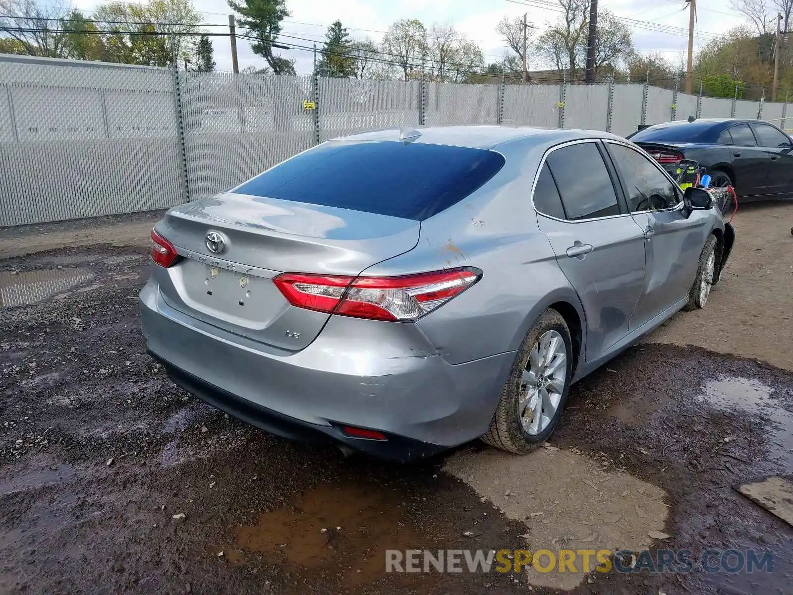 4 Фотография поврежденного автомобиля 4T1B11HKXKU844524 TOYOTA CAMRY 2019