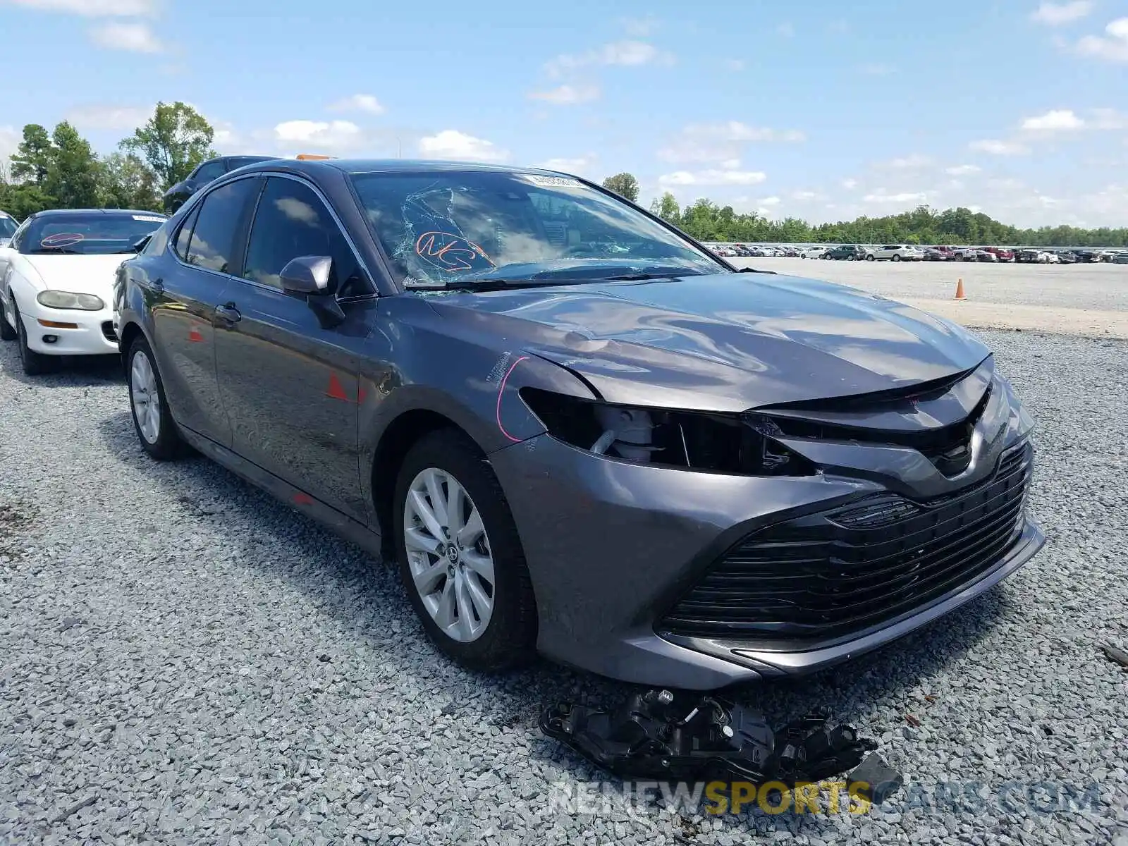 1 Photograph of a damaged car 4T1B11HKXKU846550 TOYOTA CAMRY 2019