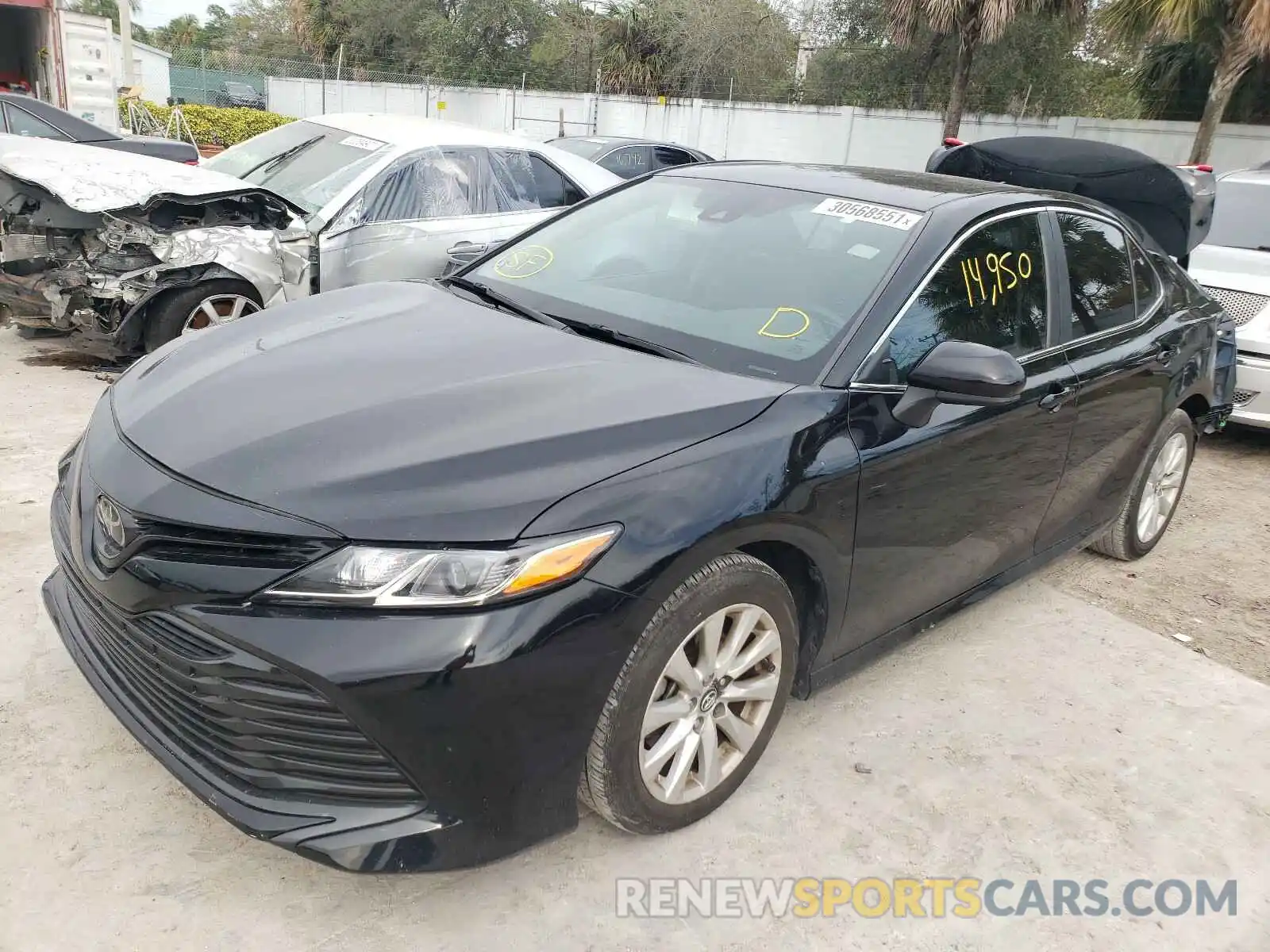 2 Photograph of a damaged car 4T1B11HKXKU846838 TOYOTA CAMRY 2019