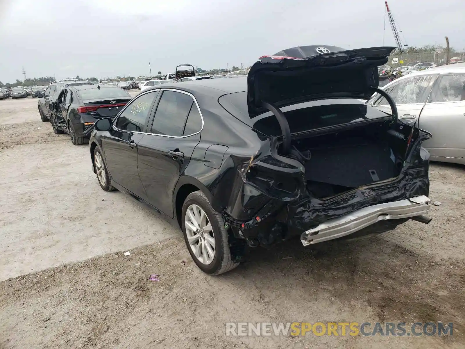 3 Photograph of a damaged car 4T1B11HKXKU846838 TOYOTA CAMRY 2019