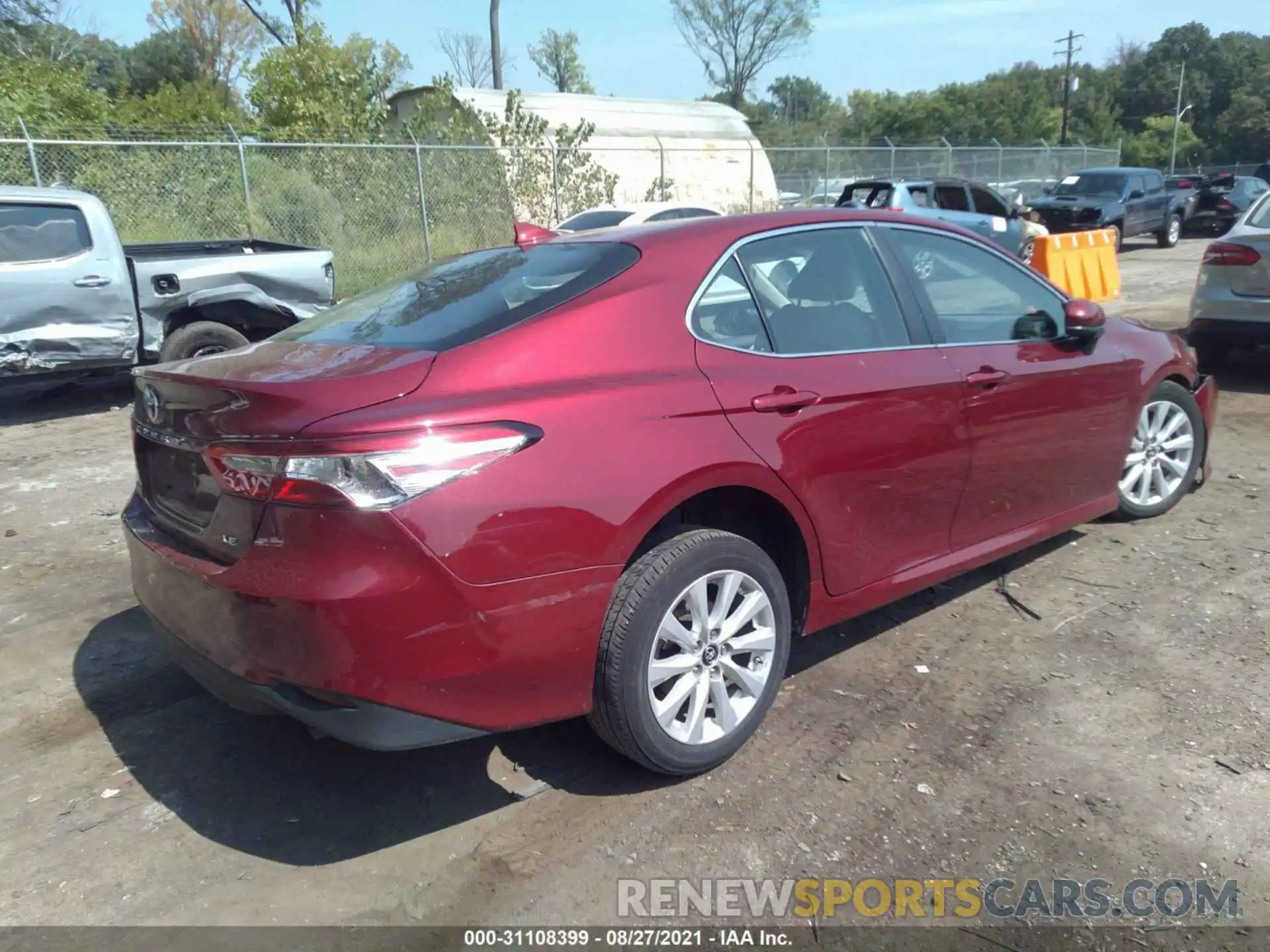 4 Photograph of a damaged car 4T1B11HKXKU847603 TOYOTA CAMRY 2019