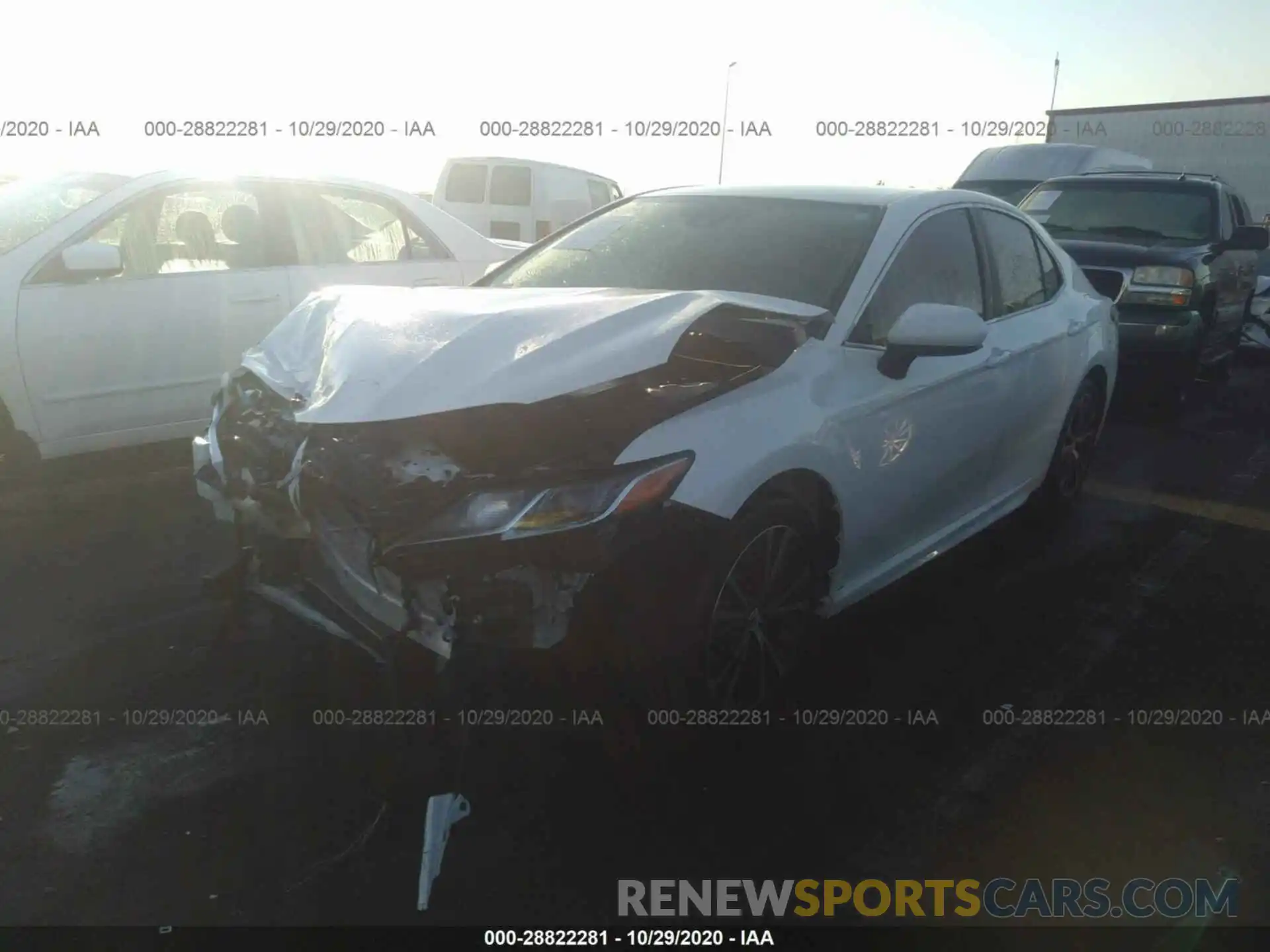 2 Photograph of a damaged car 4T1B11HKXKU848864 TOYOTA CAMRY 2019