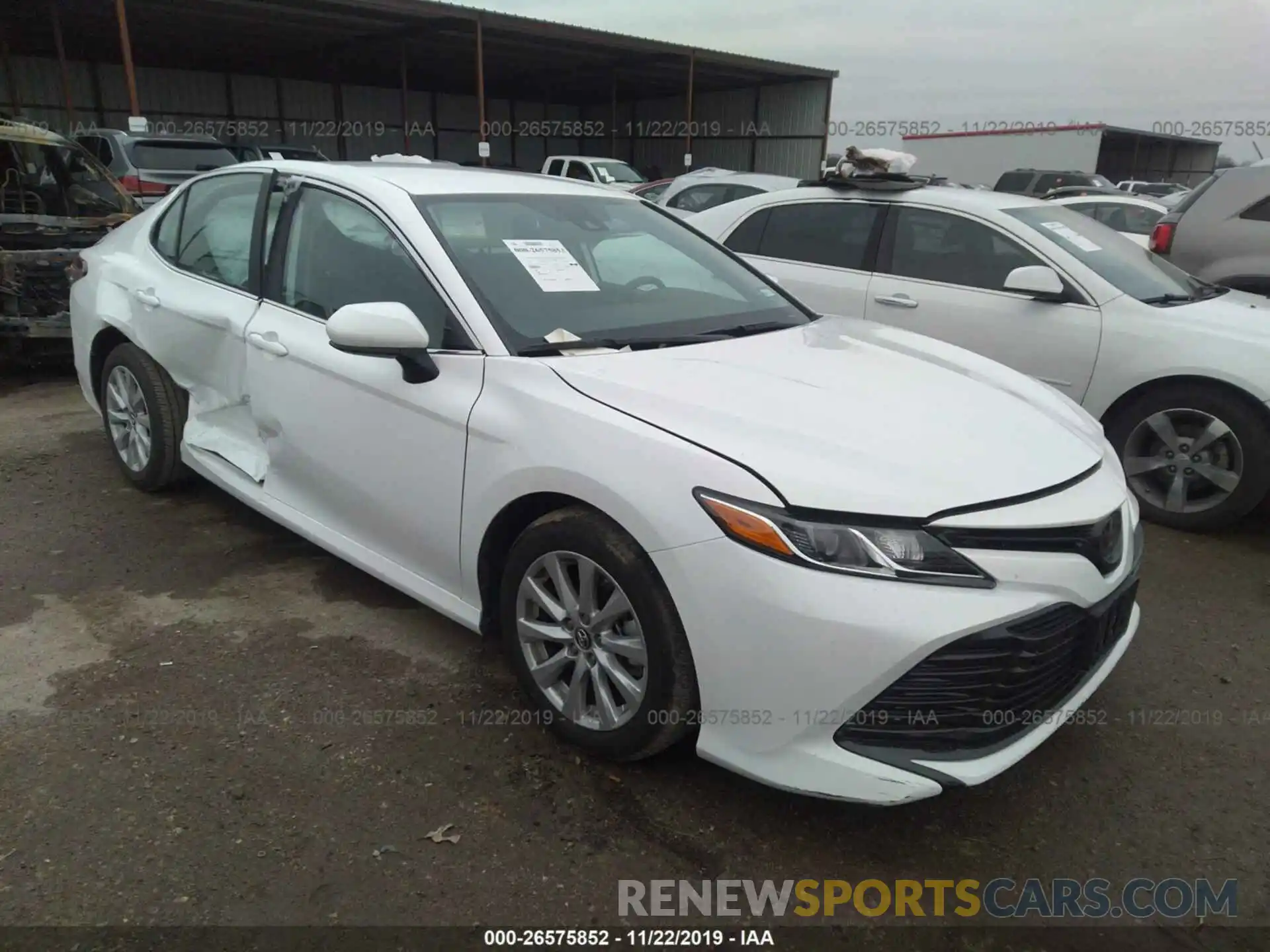 1 Photograph of a damaged car 4T1B11HKXKU849996 TOYOTA CAMRY 2019