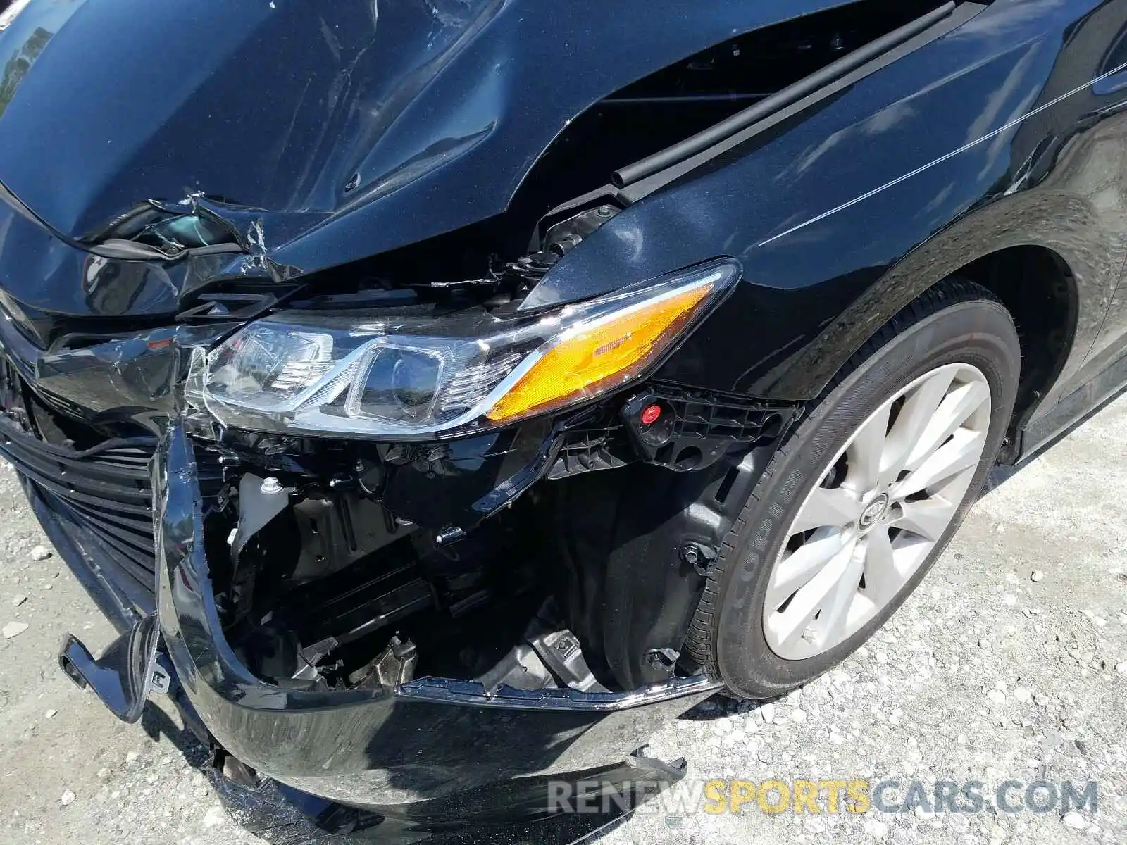 9 Photograph of a damaged car 4T1B11HKXKU850002 TOYOTA CAMRY 2019