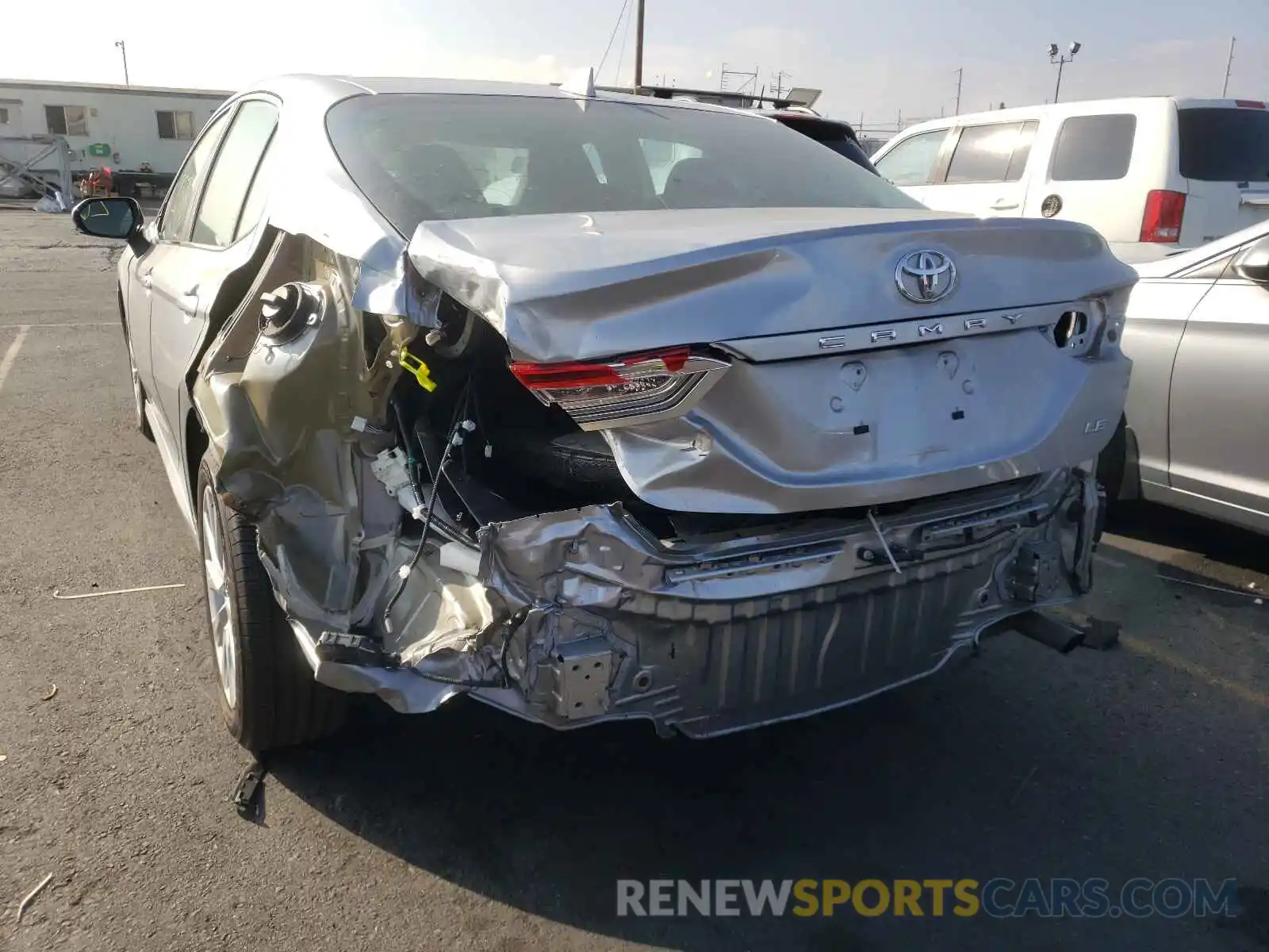 9 Photograph of a damaged car 4T1B11HKXKU850274 TOYOTA CAMRY 2019