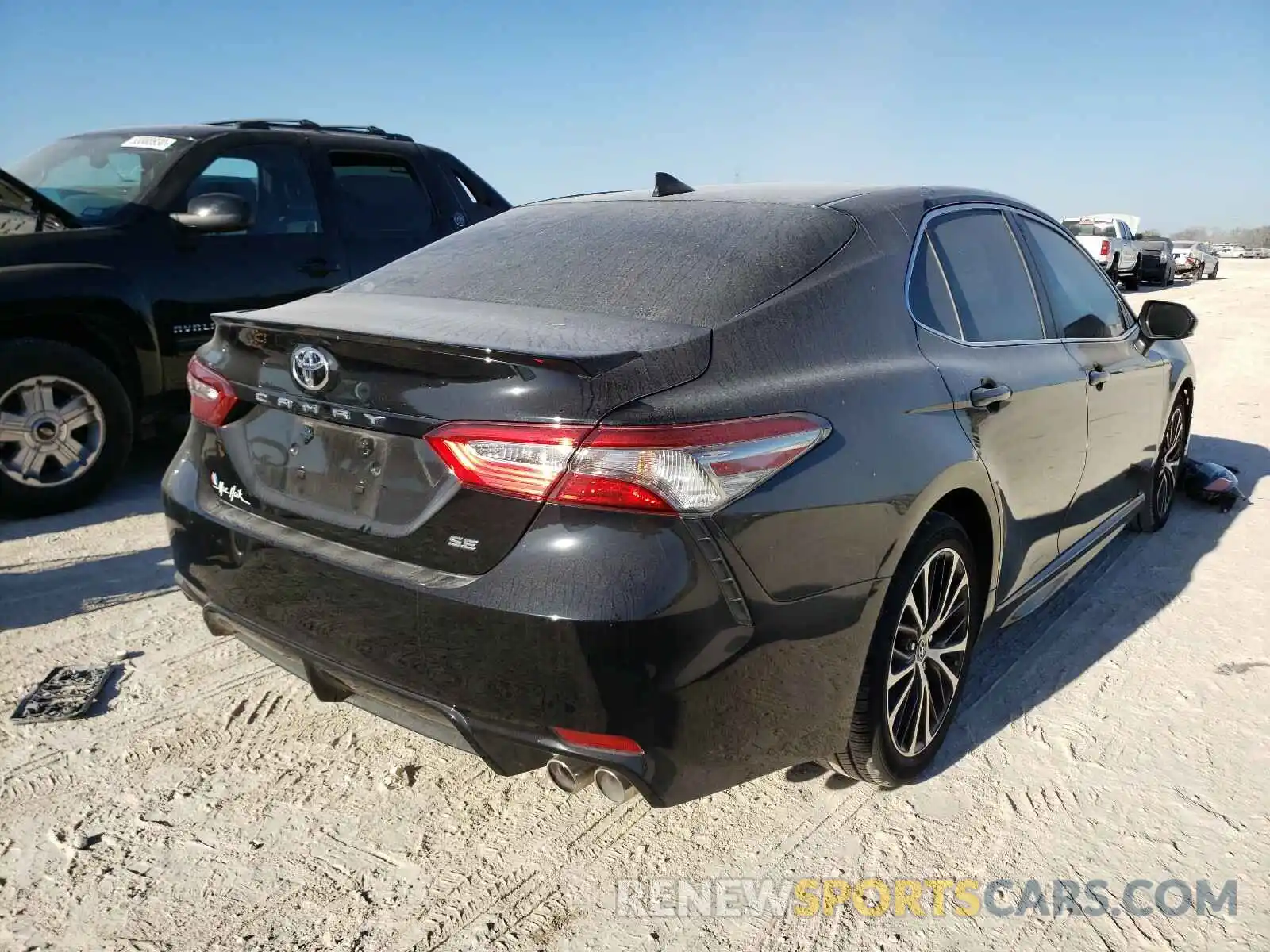 4 Фотография поврежденного автомобиля 4T1B11HKXKU850713 TOYOTA CAMRY 2019