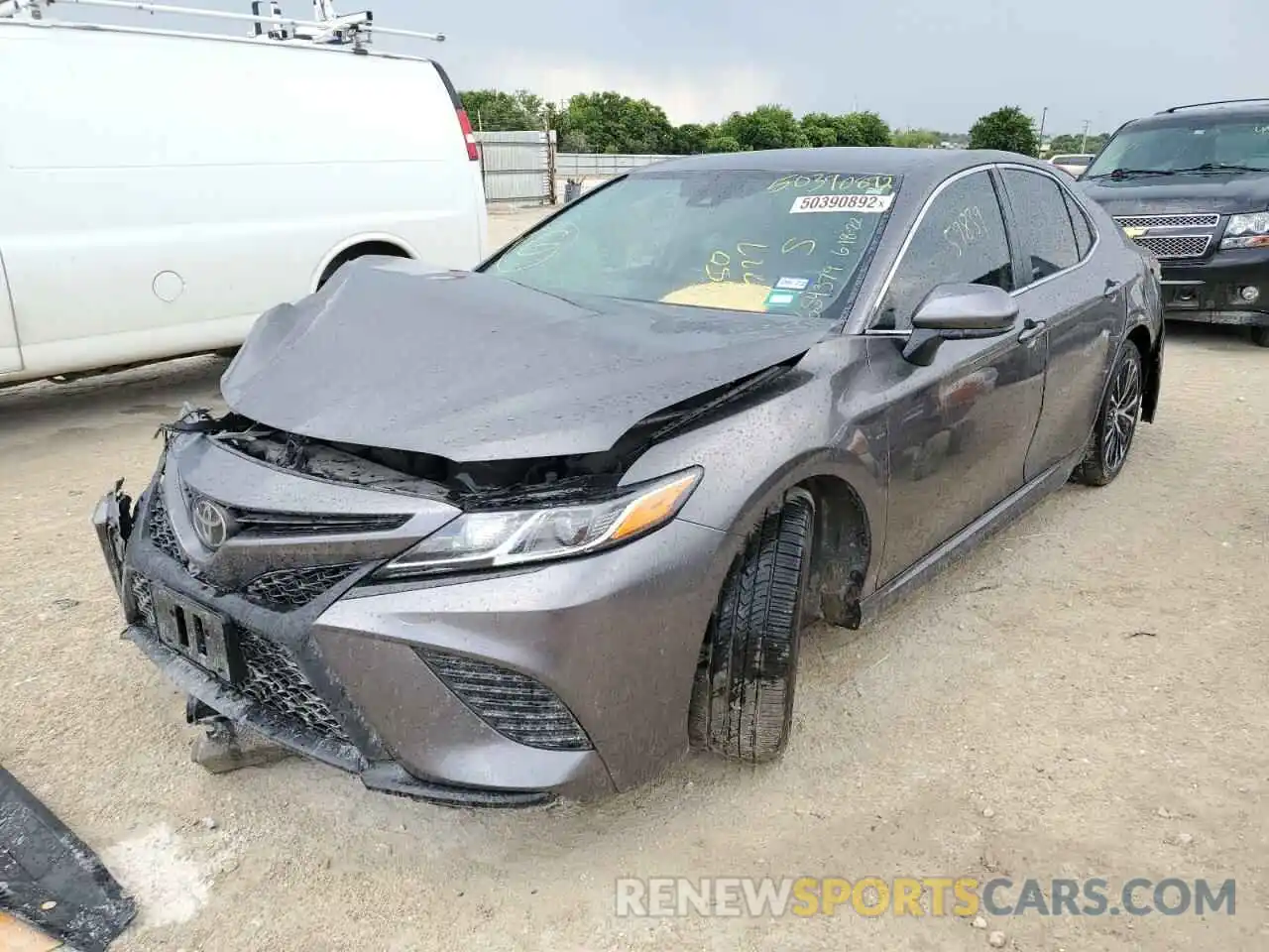 2 Photograph of a damaged car 4T1B11HKXKU850727 TOYOTA CAMRY 2019