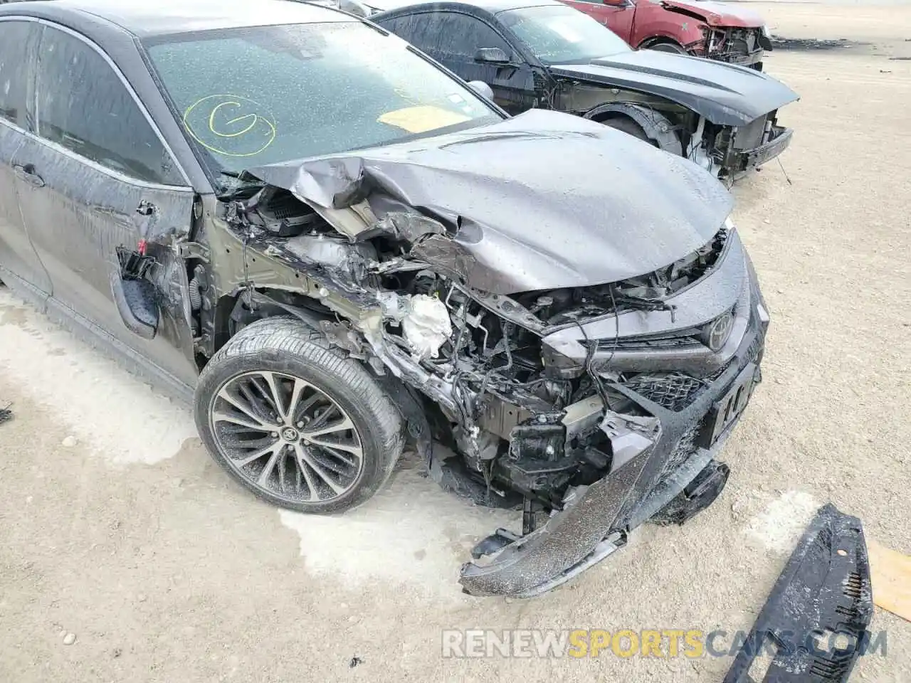 9 Photograph of a damaged car 4T1B11HKXKU850727 TOYOTA CAMRY 2019