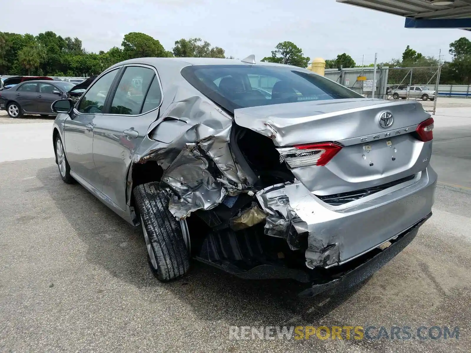 3 Photograph of a damaged car 4T1B11HKXKU851117 TOYOTA CAMRY 2019