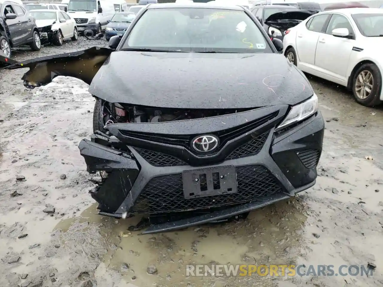 9 Photograph of a damaged car 4T1B11HKXKU851294 TOYOTA CAMRY 2019