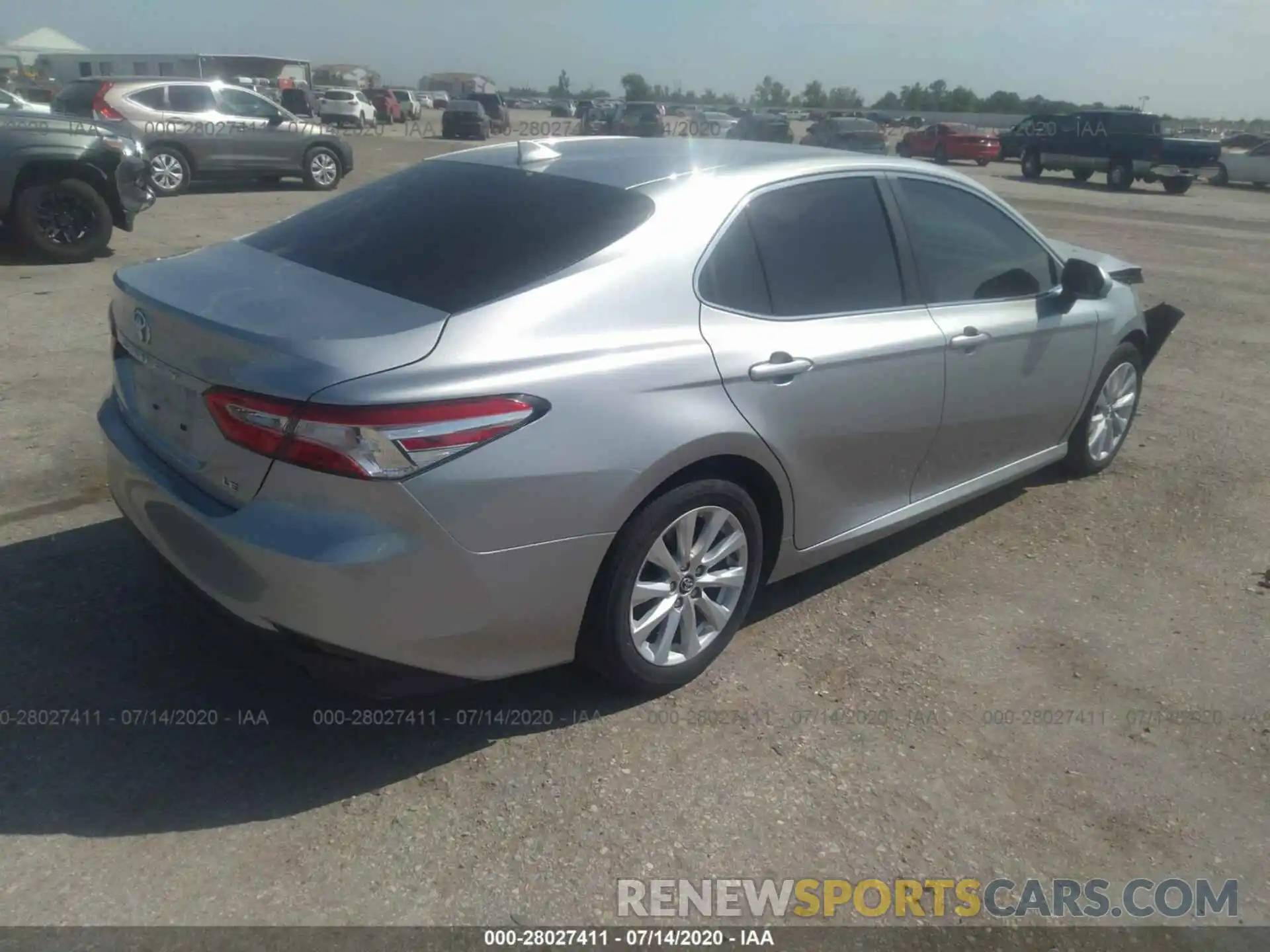 4 Фотография поврежденного автомобиля 4T1B11HKXKU852171 TOYOTA CAMRY 2019