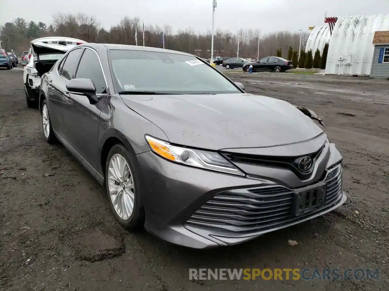 1 Photograph of a damaged car 4T1B11HKXKU852428 TOYOTA CAMRY 2019