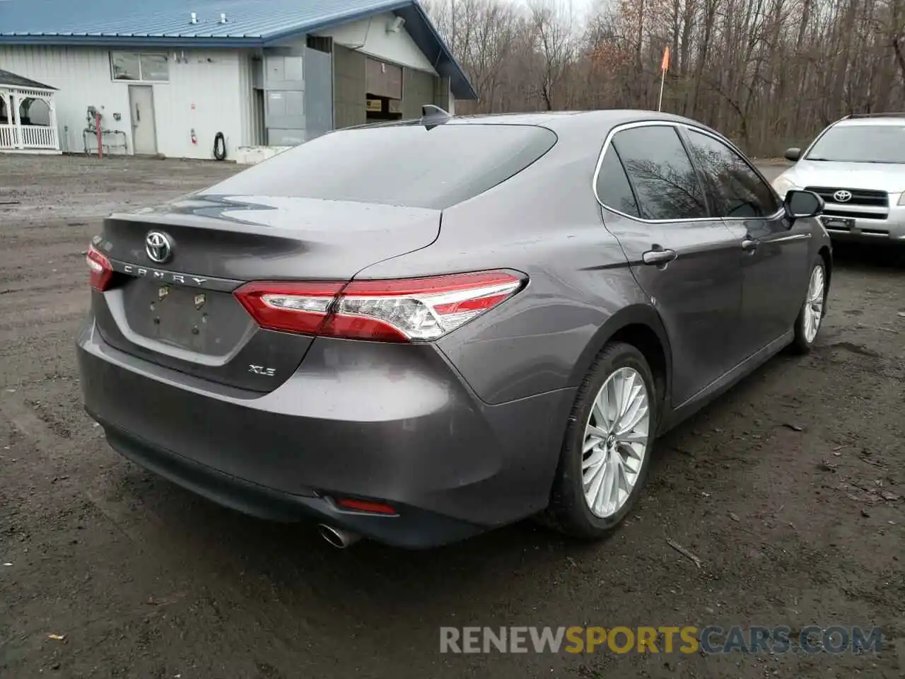 4 Photograph of a damaged car 4T1B11HKXKU852428 TOYOTA CAMRY 2019