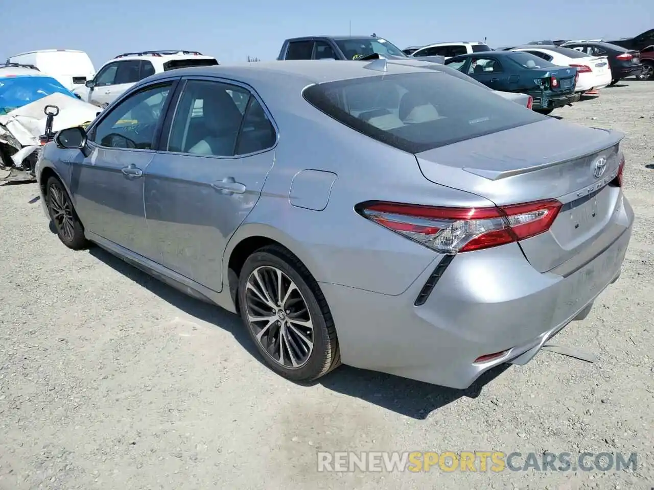 3 Photograph of a damaged car 4T1B11HKXKU852705 TOYOTA CAMRY 2019