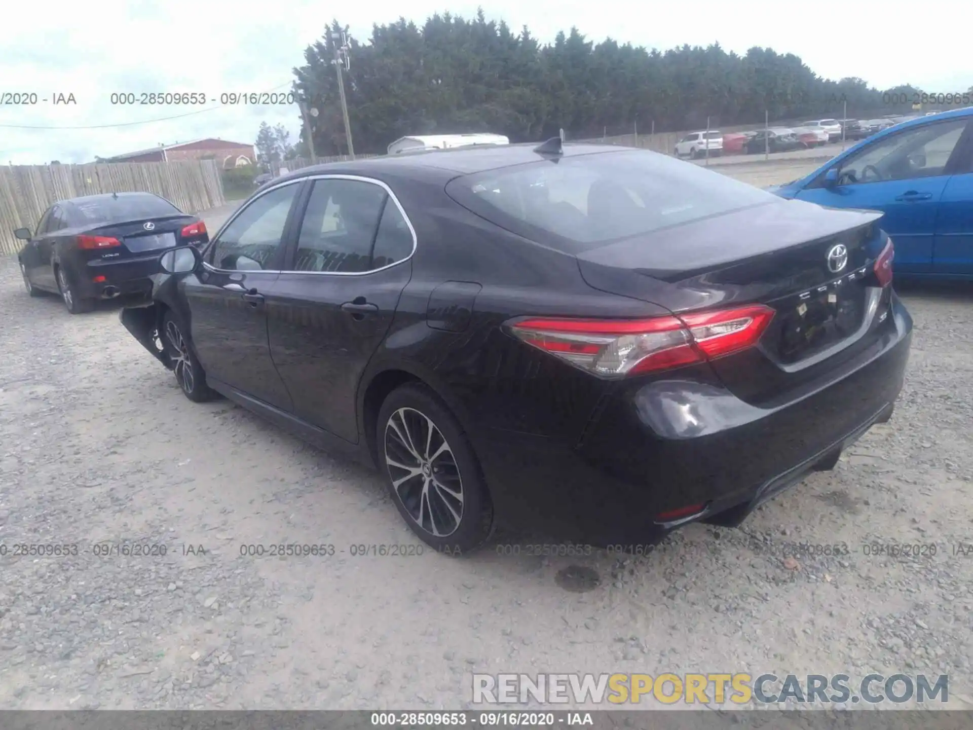 3 Photograph of a damaged car 4T1B11HKXKU852994 TOYOTA CAMRY 2019