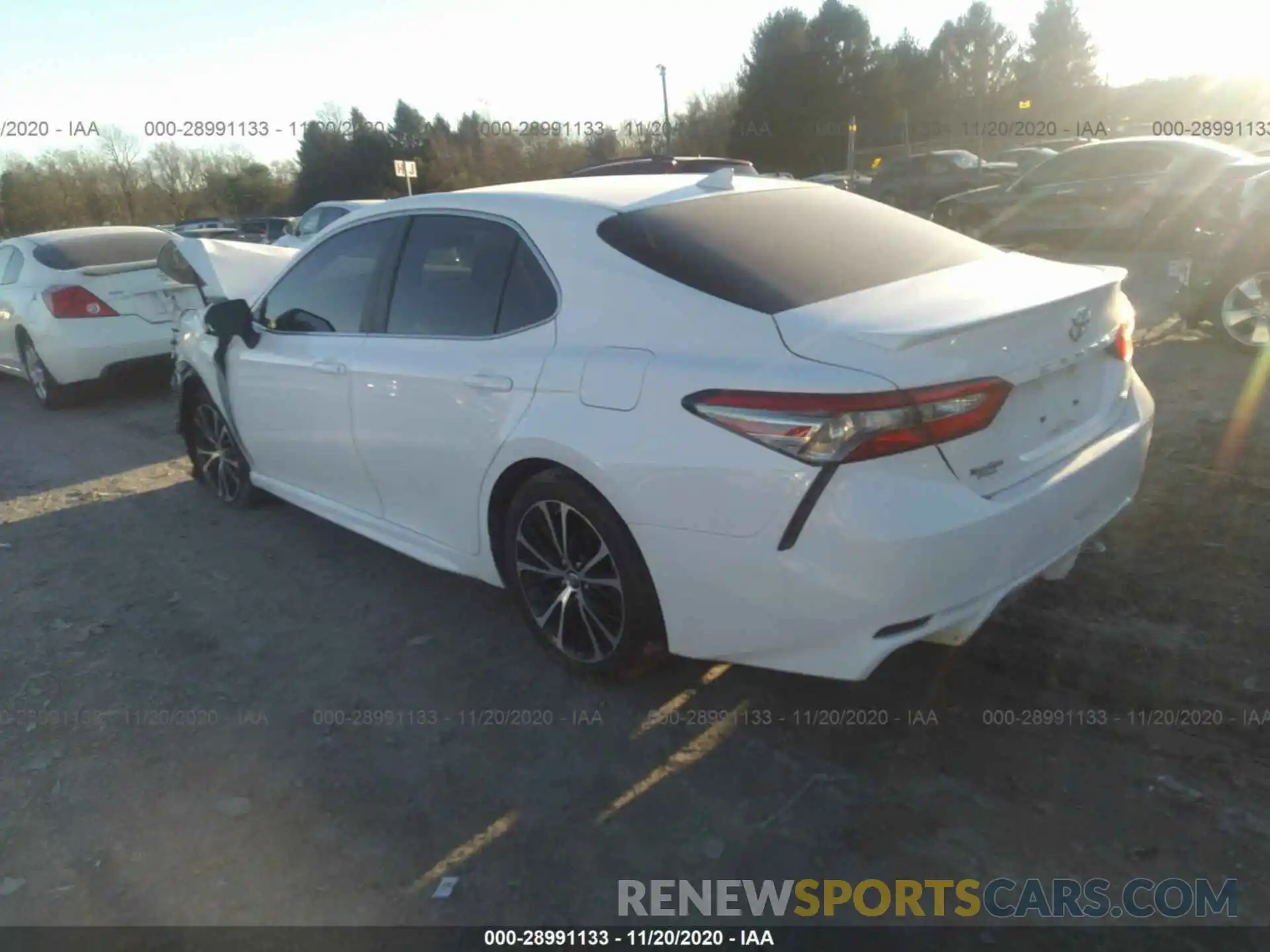 3 Photograph of a damaged car 4T1B11HKXKU853613 TOYOTA CAMRY 2019