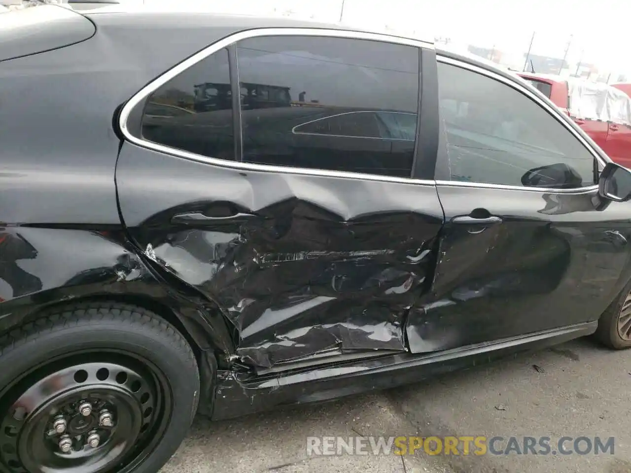 9 Photograph of a damaged car 4T1B11HKXKU854910 TOYOTA CAMRY 2019