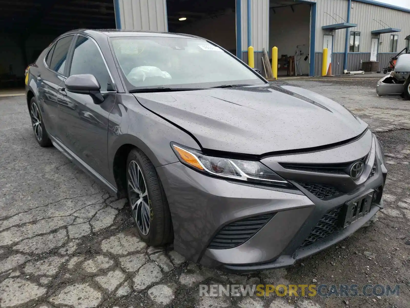 1 Photograph of a damaged car 4T1B11HKXKU856012 TOYOTA CAMRY 2019