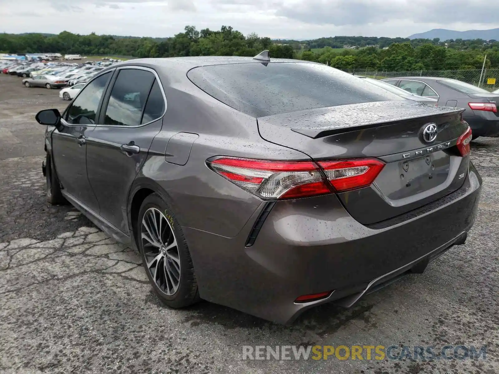 3 Photograph of a damaged car 4T1B11HKXKU856012 TOYOTA CAMRY 2019