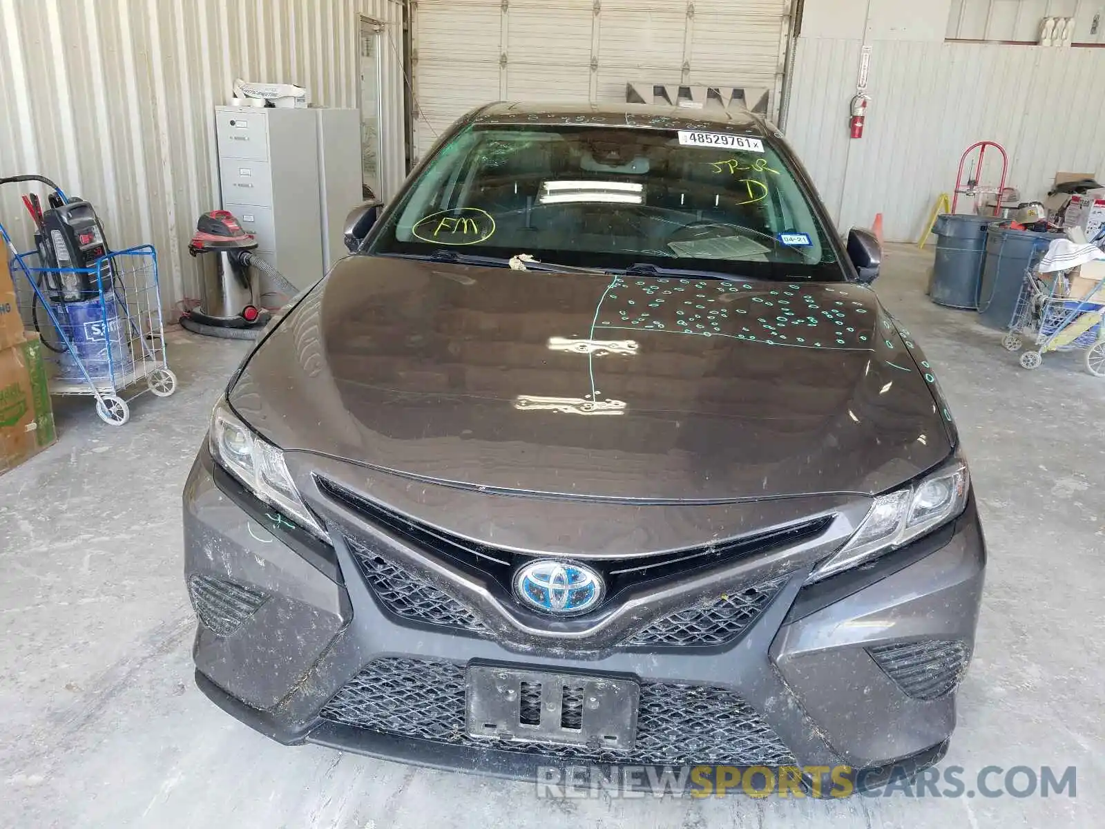 9 Photograph of a damaged car 4T1B21HK0KU011764 TOYOTA CAMRY 2019