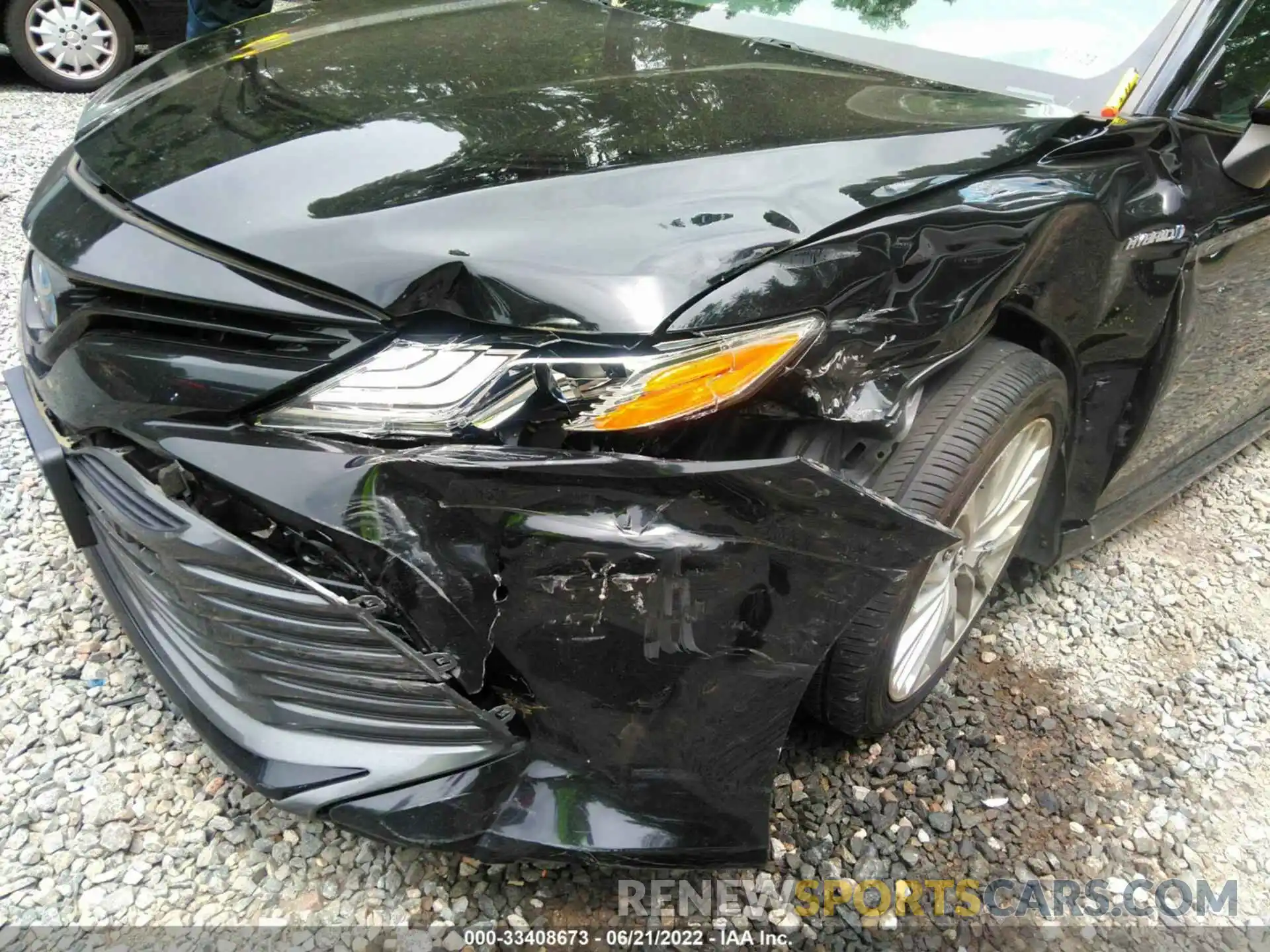 6 Photograph of a damaged car 4T1B21HK0KU511021 TOYOTA CAMRY 2019