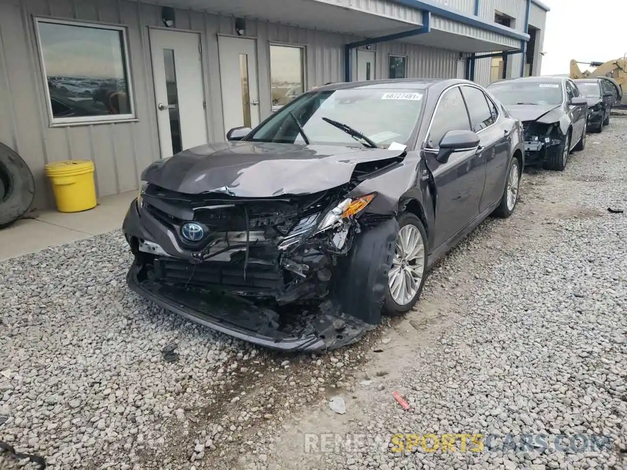 2 Photograph of a damaged car 4T1B21HK0KU511102 TOYOTA CAMRY 2019