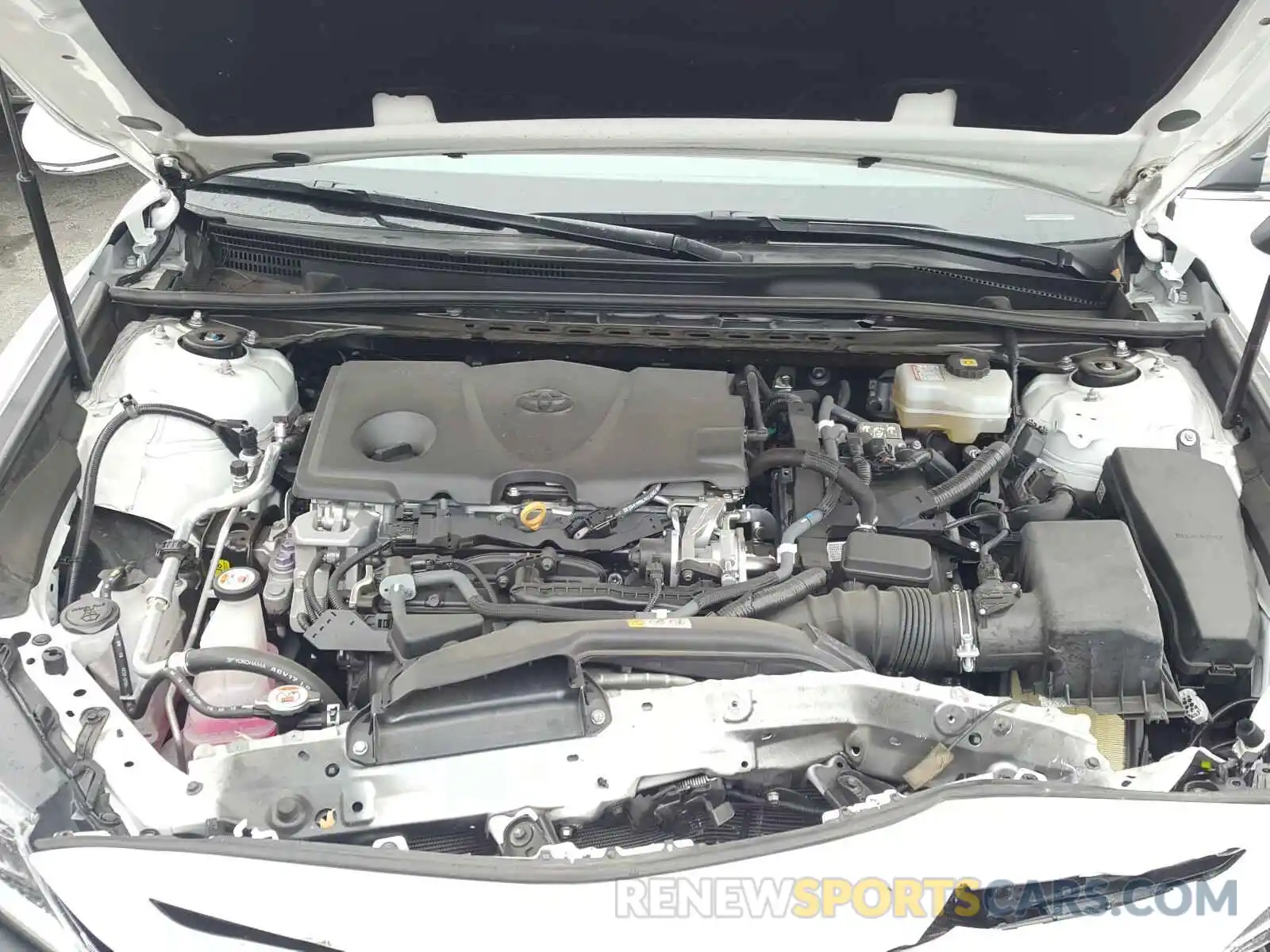 7 Photograph of a damaged car 4T1B21HK0KU511875 TOYOTA CAMRY 2019