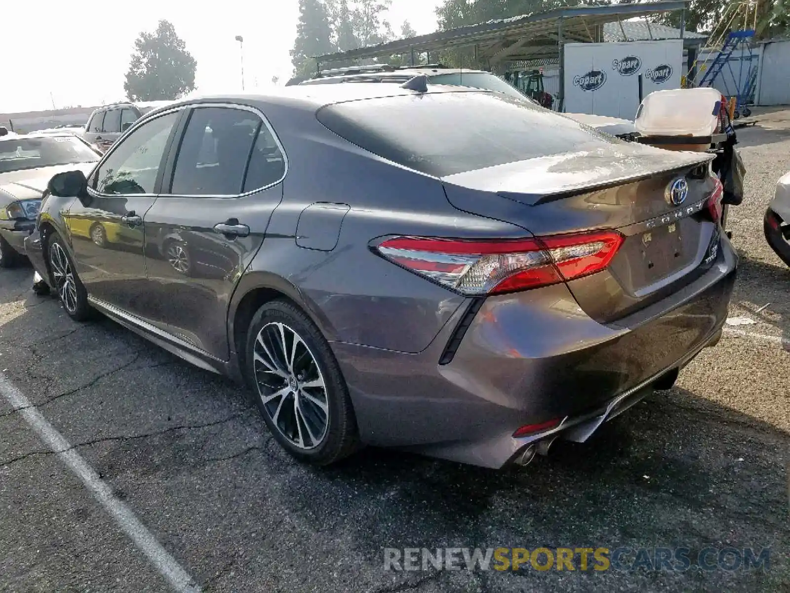 3 Photograph of a damaged car 4T1B21HK0KU512301 TOYOTA CAMRY 2019