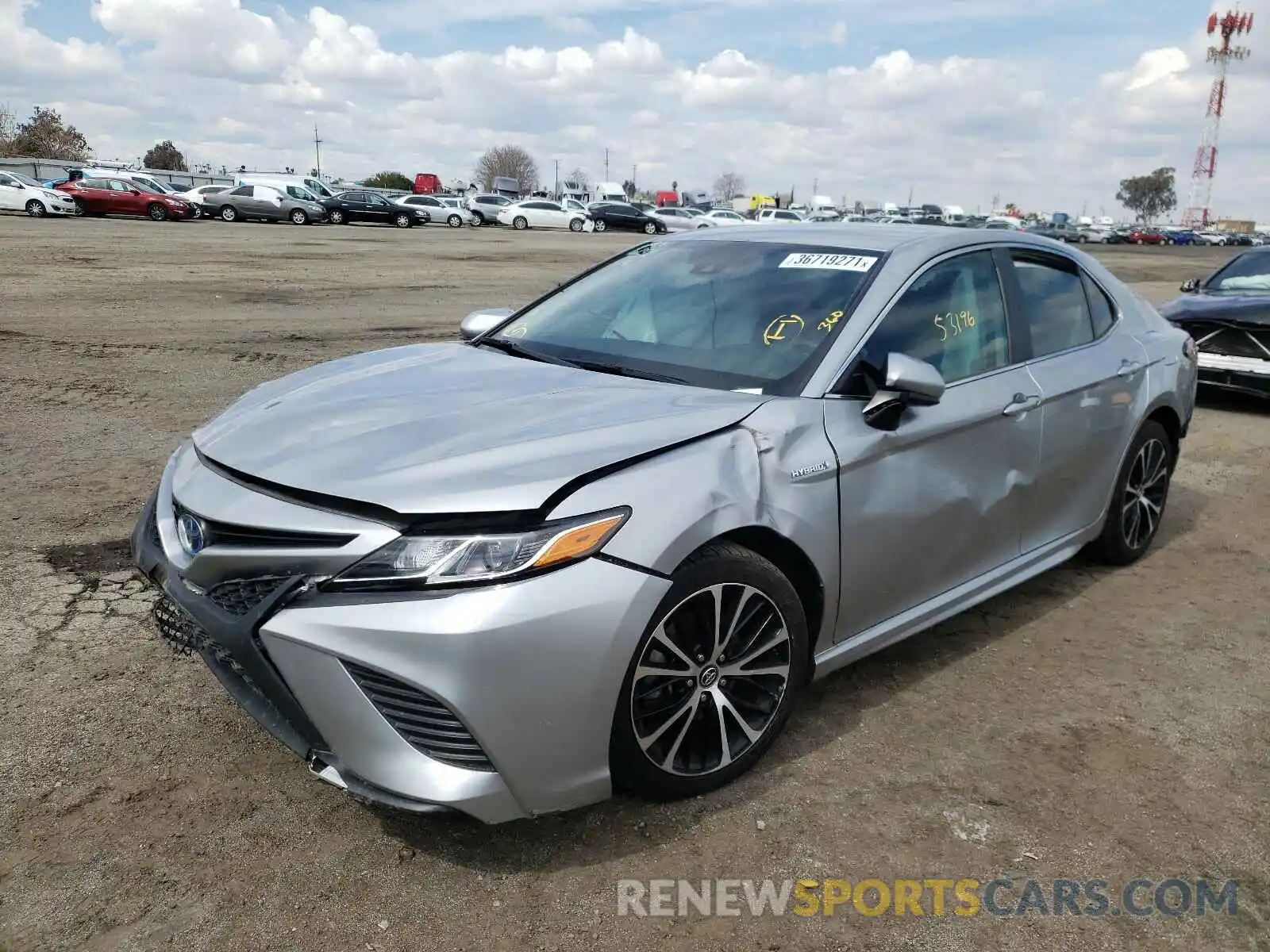 2 Photograph of a damaged car 4T1B21HK0KU518129 TOYOTA CAMRY 2019