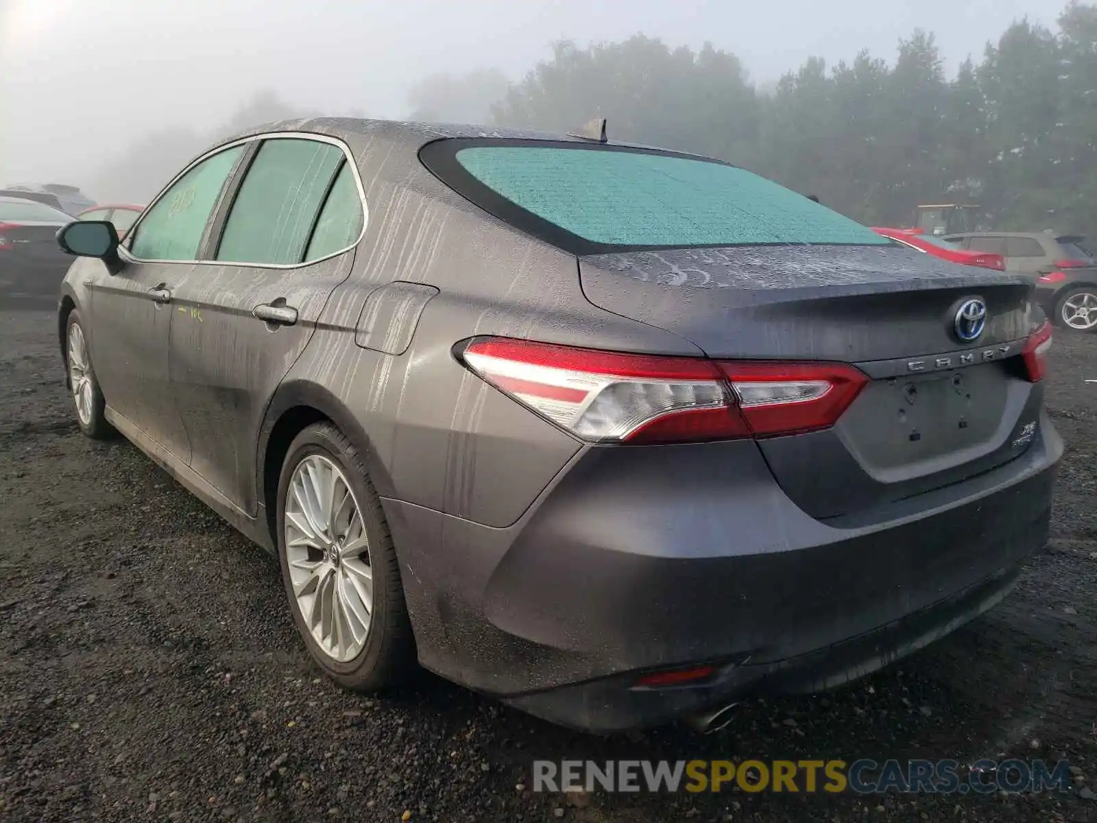 3 Photograph of a damaged car 4T1B21HK1KU010459 TOYOTA CAMRY 2019