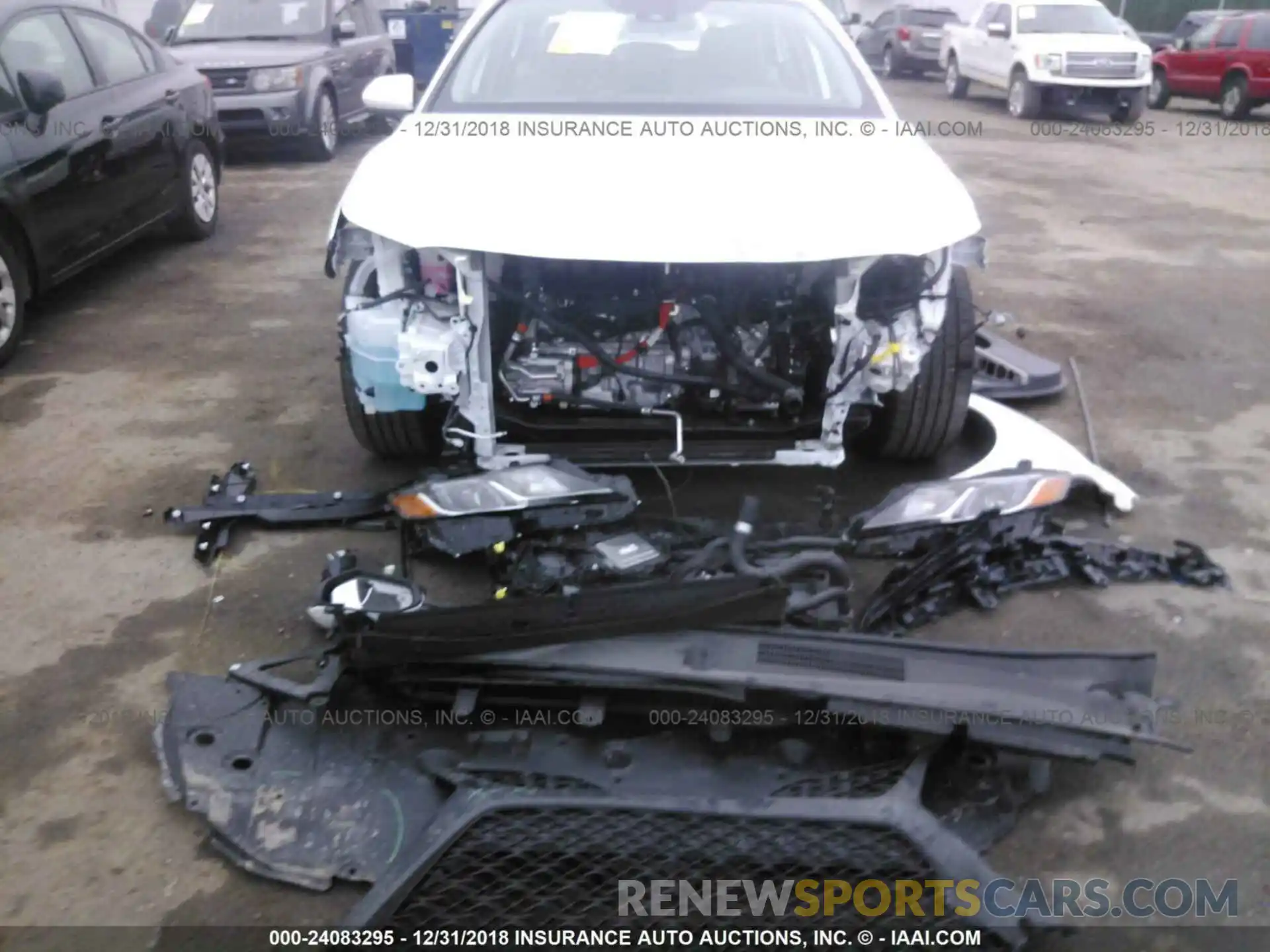 6 Photograph of a damaged car 4T1B21HK1KU011014 TOYOTA CAMRY 2019