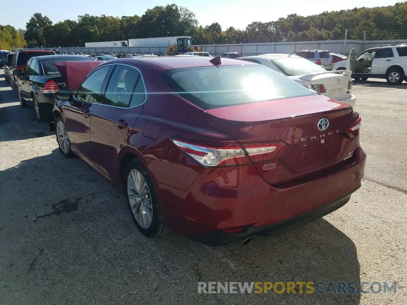 3 Photograph of a damaged car 4T1B21HK1KU013216 TOYOTA CAMRY 2019