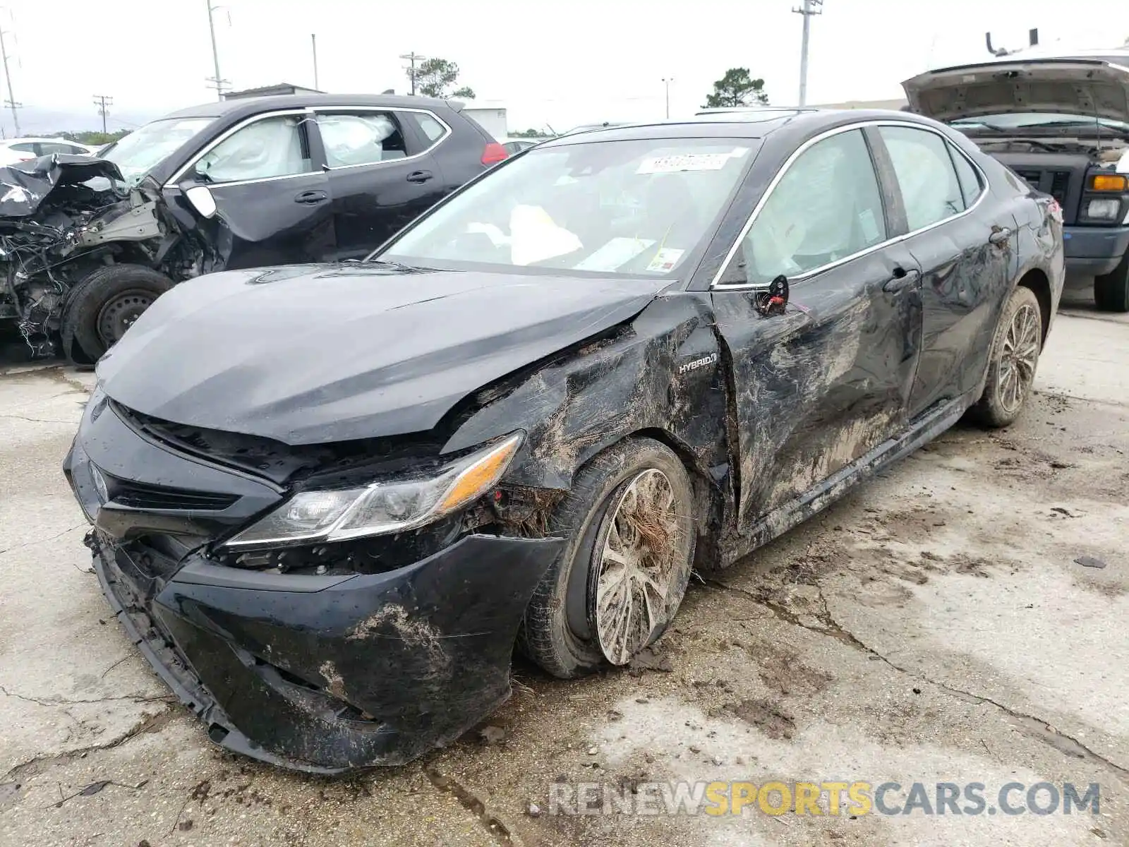 2 Фотография поврежденного автомобиля 4T1B21HK1KU513165 TOYOTA CAMRY 2019