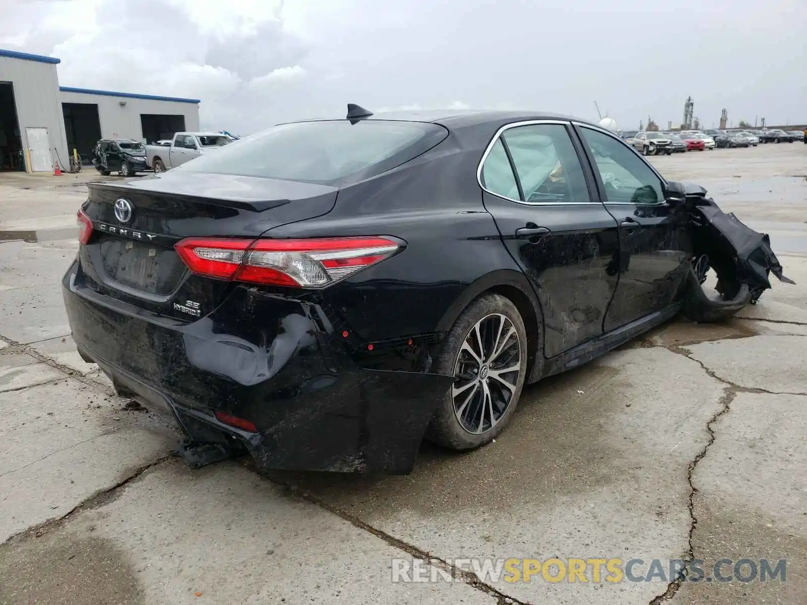 4 Фотография поврежденного автомобиля 4T1B21HK1KU513165 TOYOTA CAMRY 2019