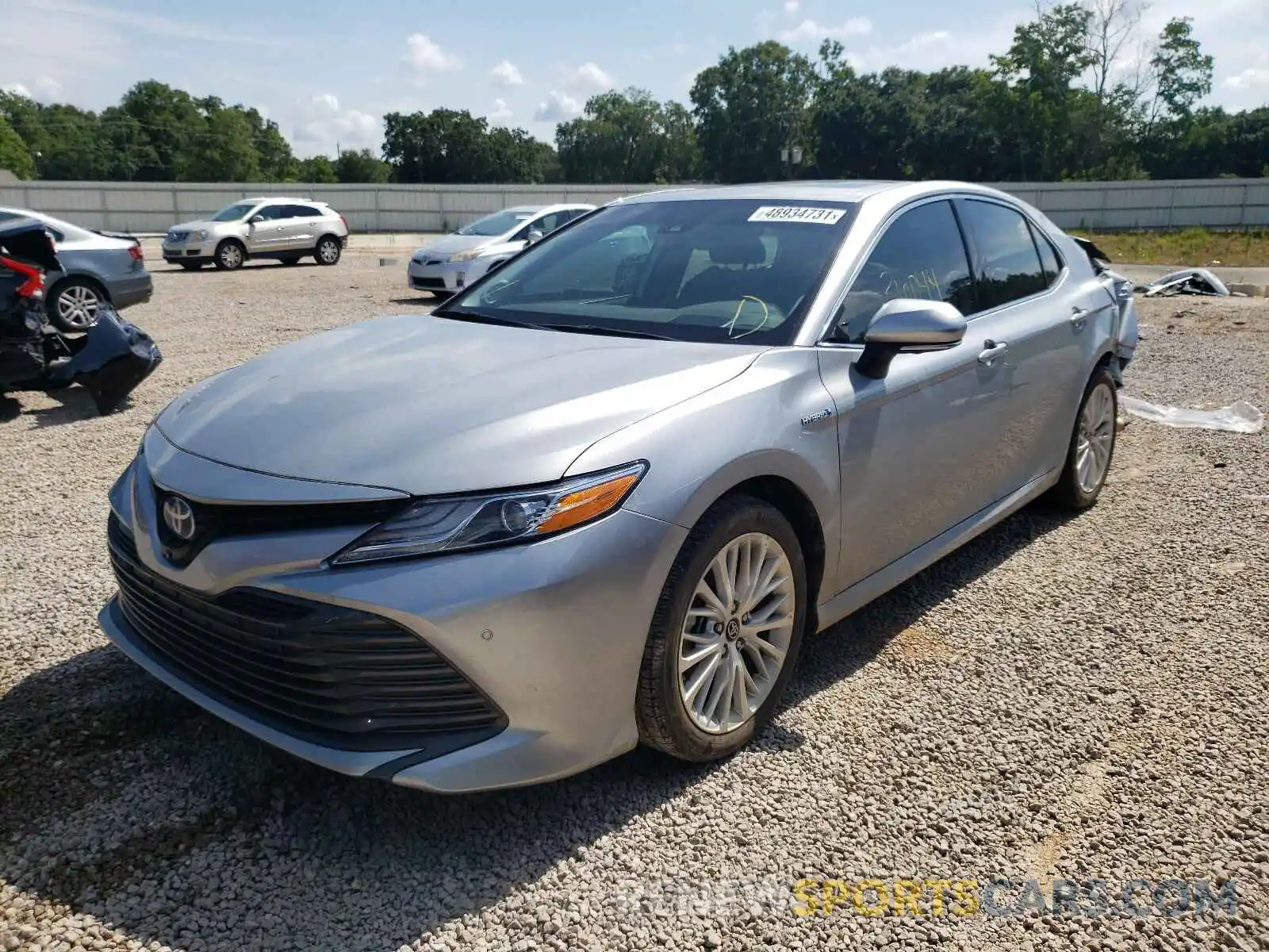 2 Photograph of a damaged car 4T1B21HK1KU513473 TOYOTA CAMRY 2019