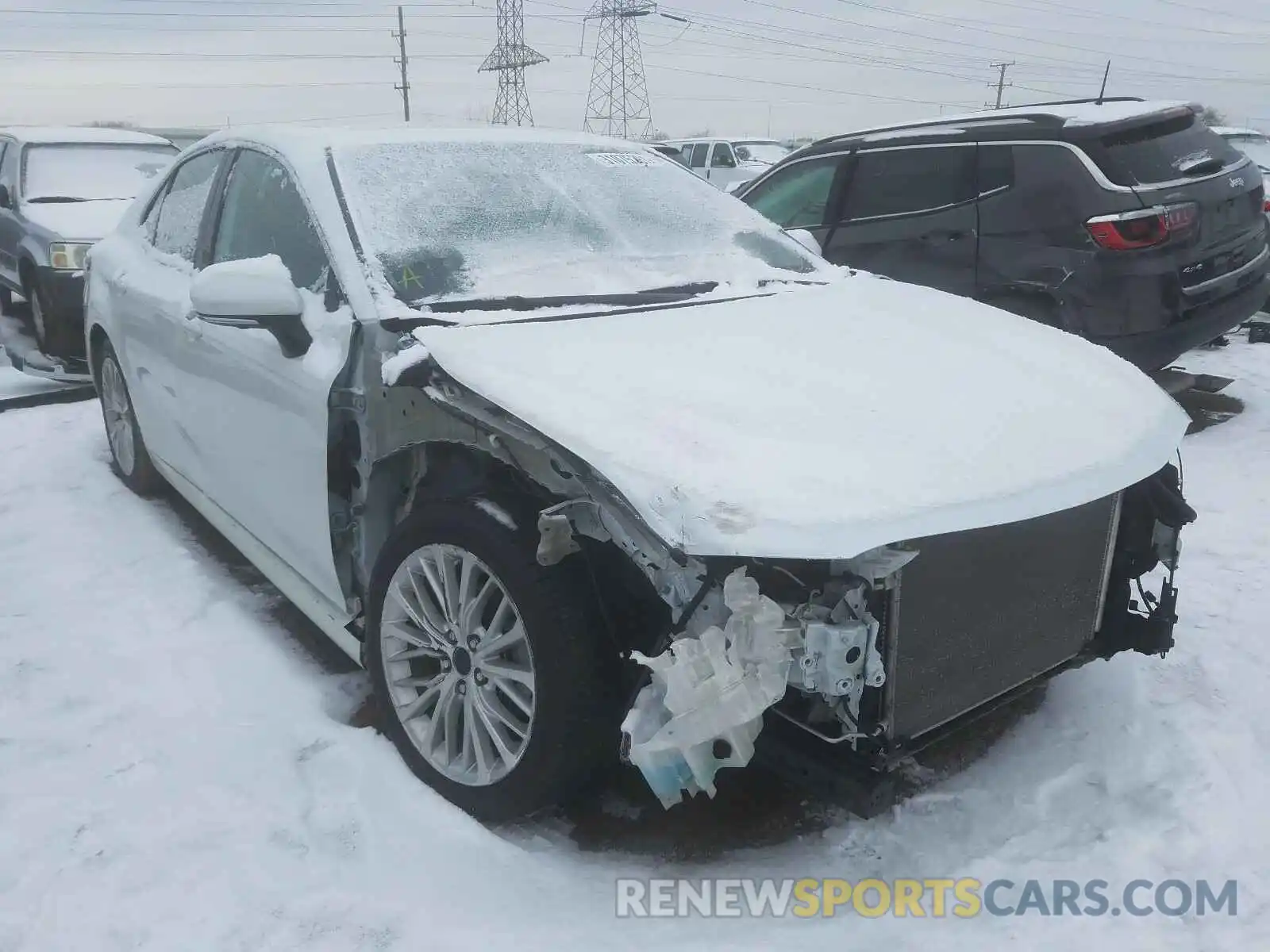 1 Photograph of a damaged car 4T1B21HK1KU513652 TOYOTA CAMRY 2019