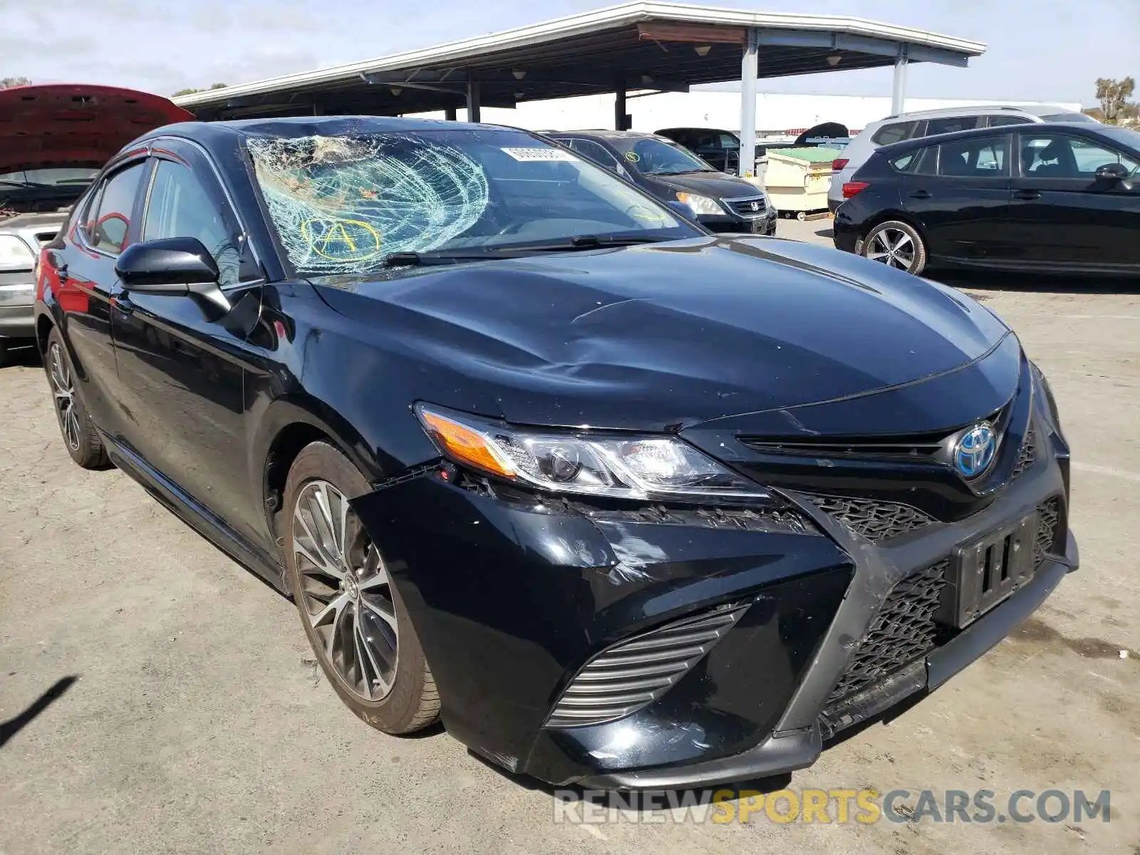 1 Photograph of a damaged car 4T1B21HK1KU515322 TOYOTA CAMRY 2019