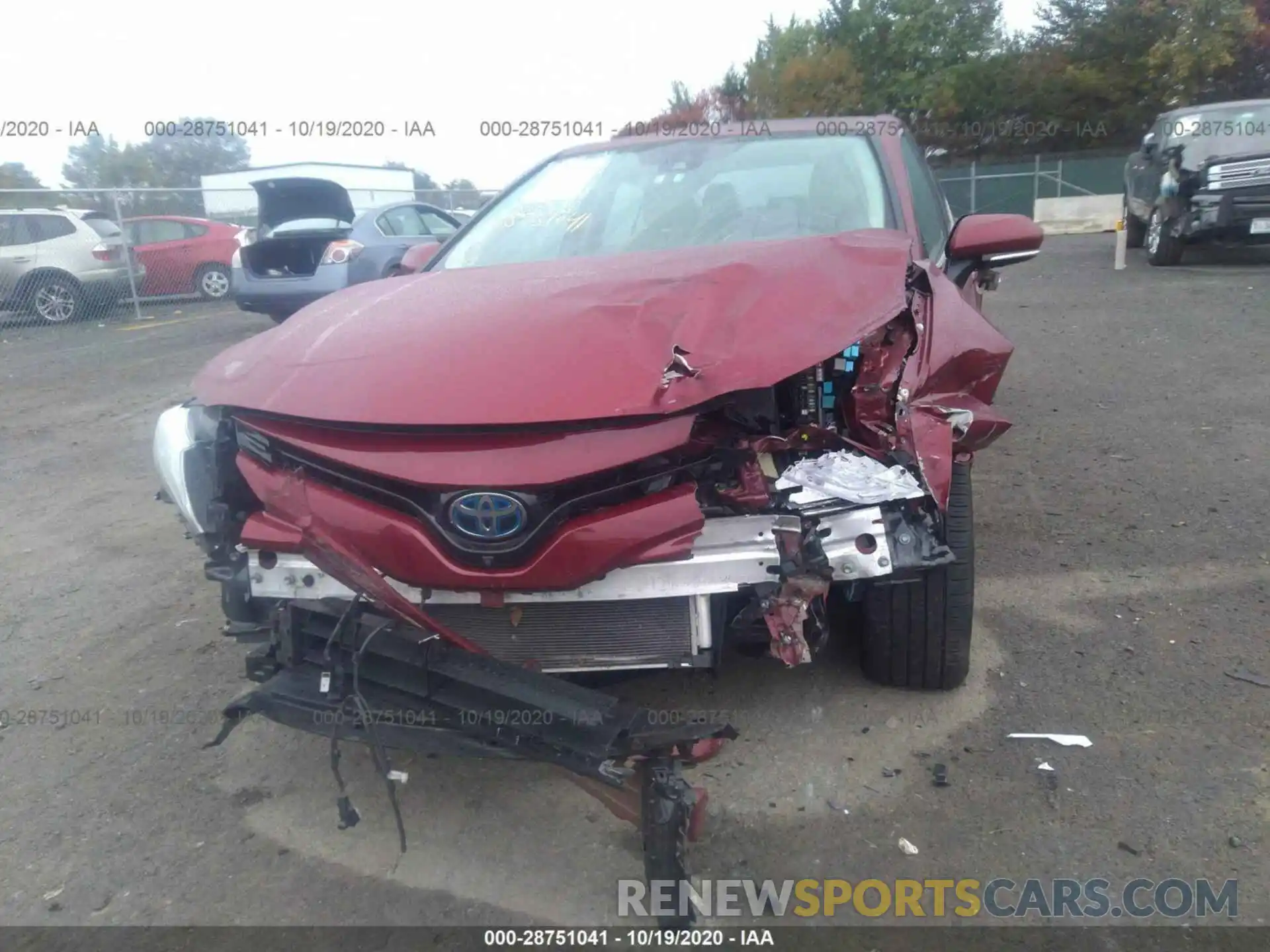 6 Photograph of a damaged car 4T1B21HK1KU520746 TOYOTA CAMRY 2019