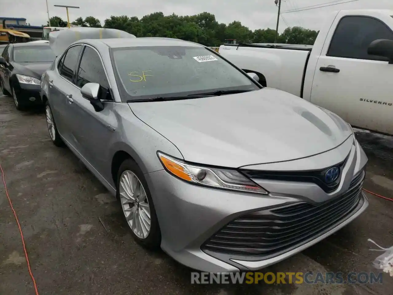 1 Photograph of a damaged car 4T1B21HK2KU011085 TOYOTA CAMRY 2019