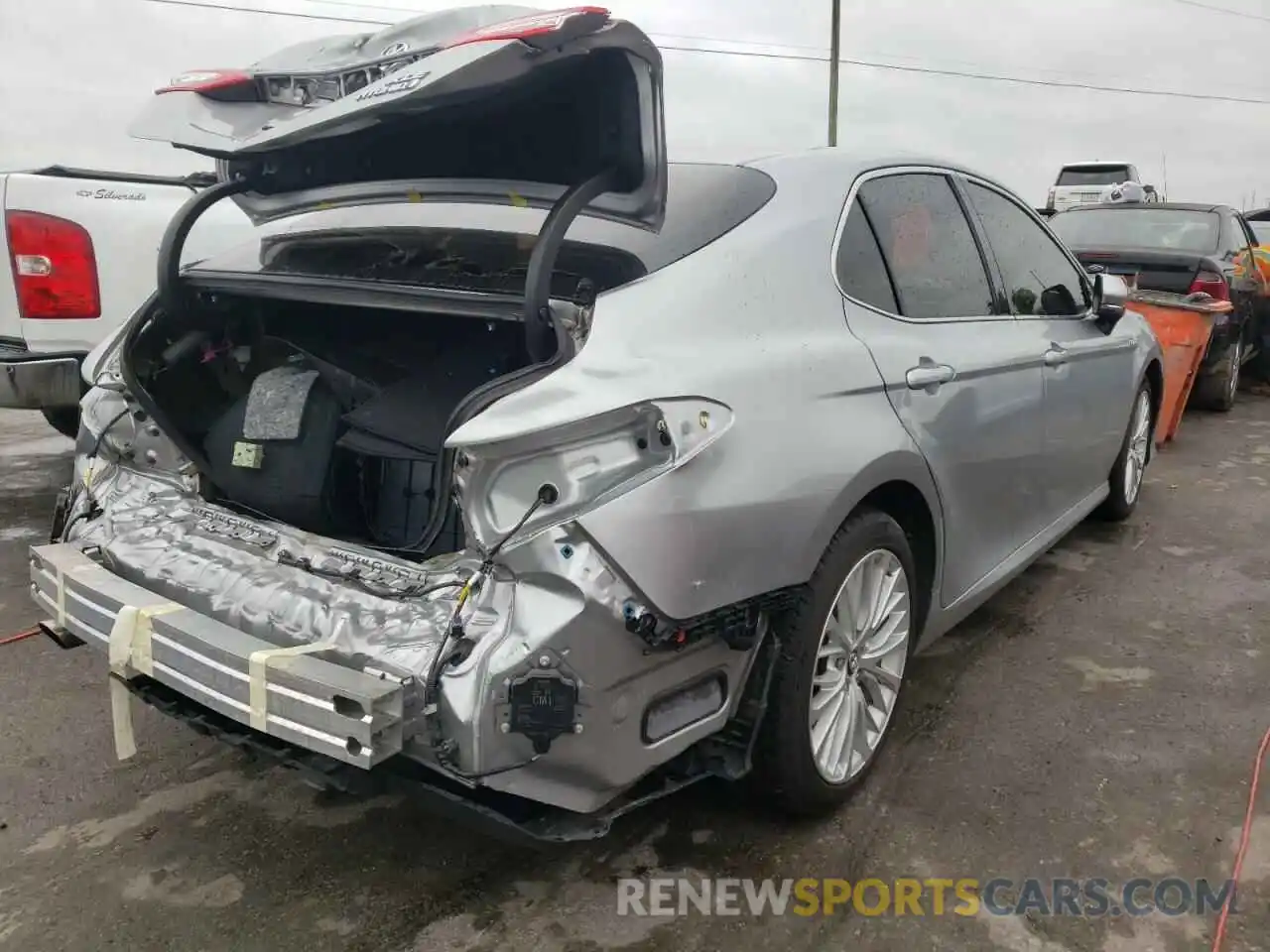 4 Фотография поврежденного автомобиля 4T1B21HK2KU011085 TOYOTA CAMRY 2019