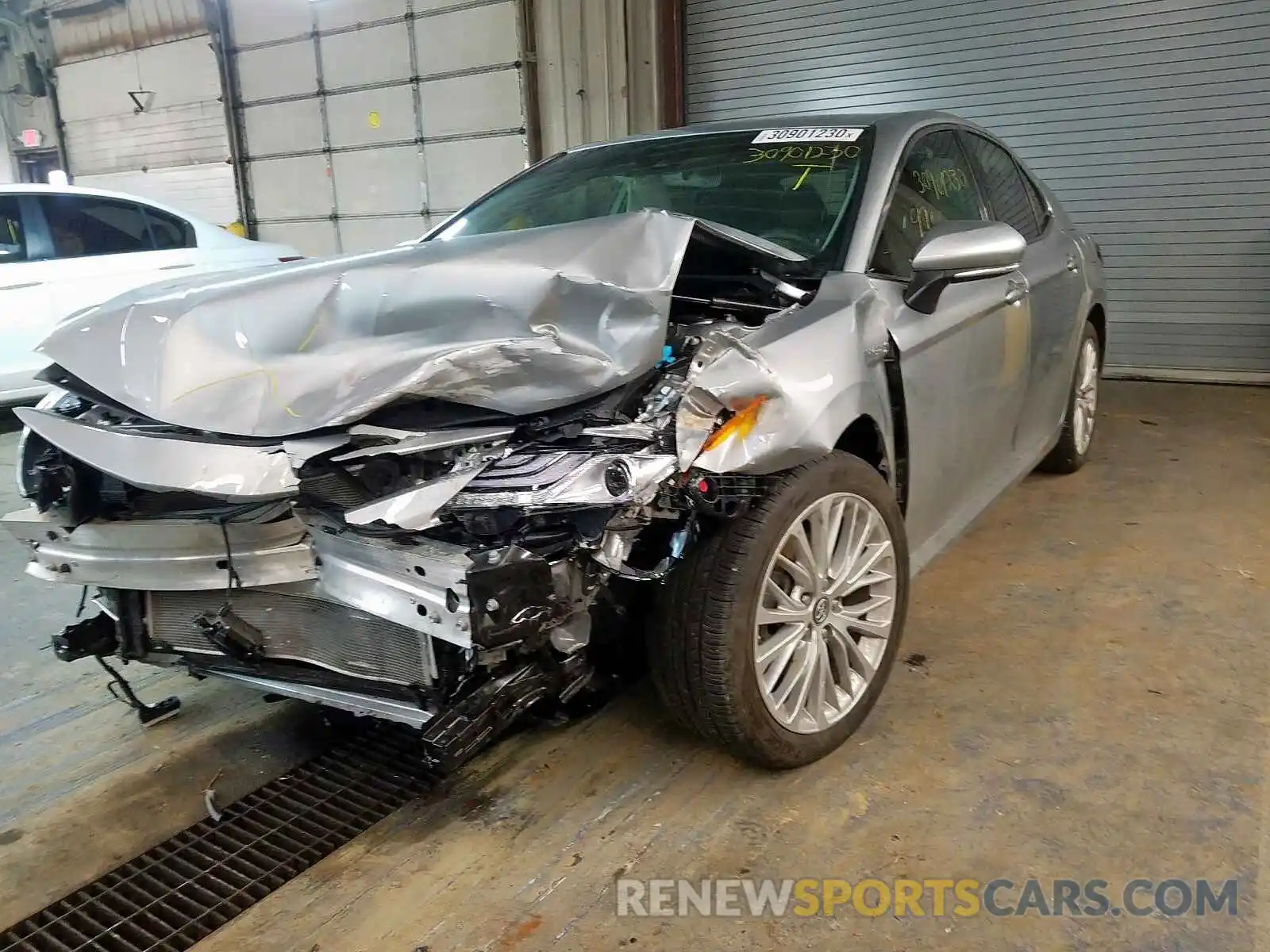 2 Photograph of a damaged car 4T1B21HK2KU013435 TOYOTA CAMRY 2019