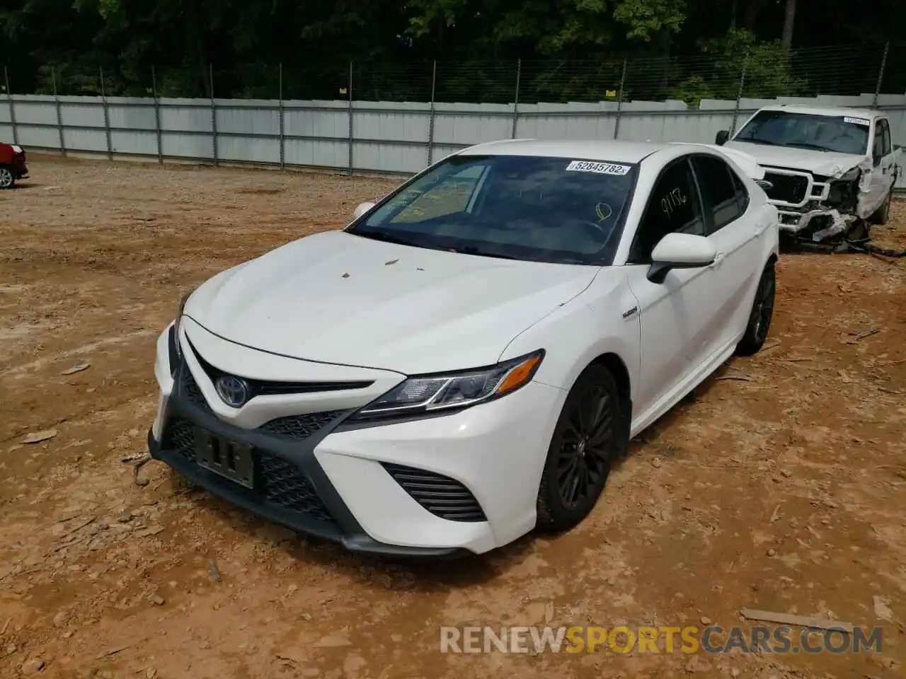 2 Photograph of a damaged car 4T1B21HK2KU515121 TOYOTA CAMRY 2019