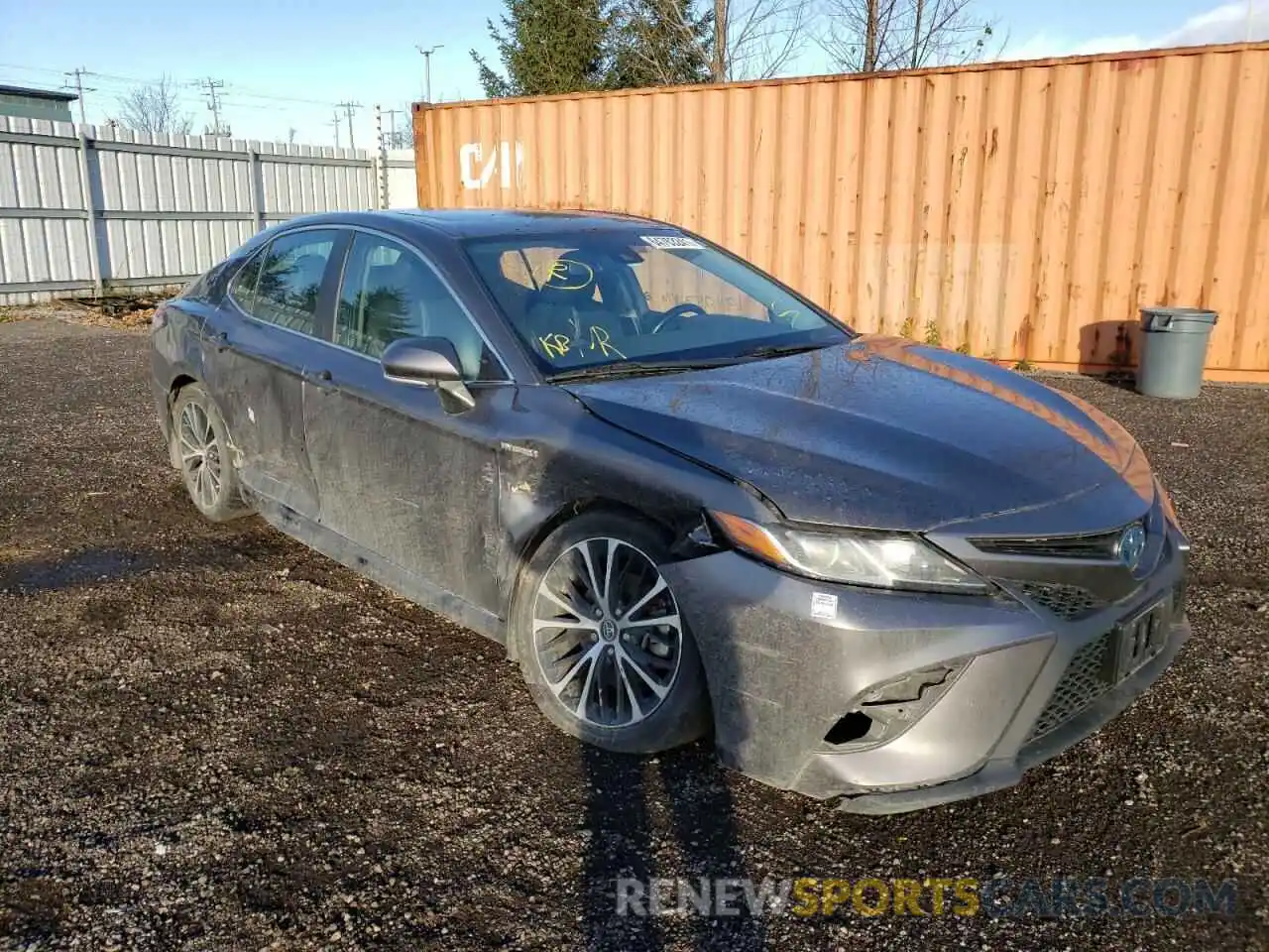 1 Photograph of a damaged car 4T1B21HK2KU516995 TOYOTA CAMRY 2019