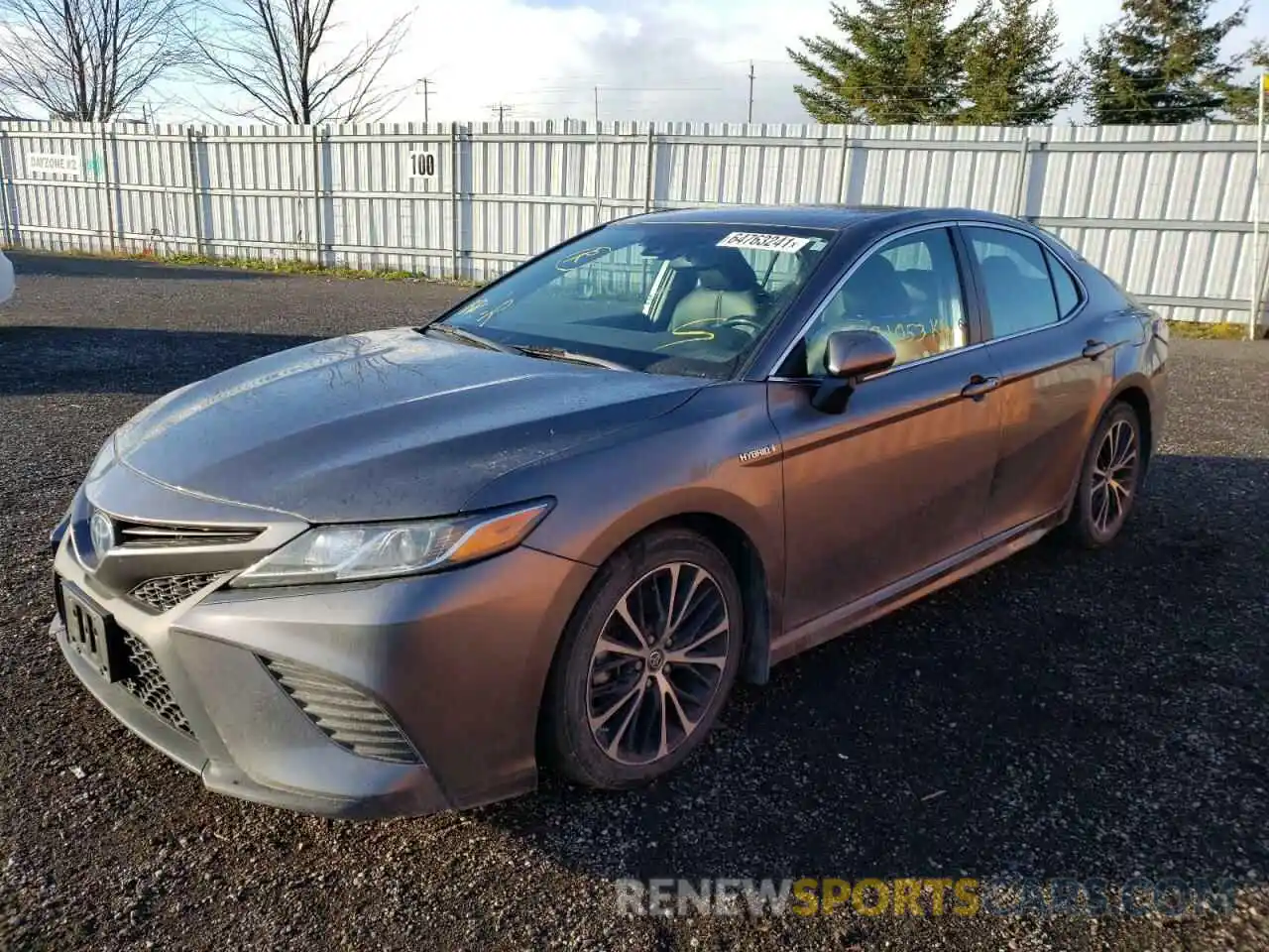 2 Photograph of a damaged car 4T1B21HK2KU516995 TOYOTA CAMRY 2019