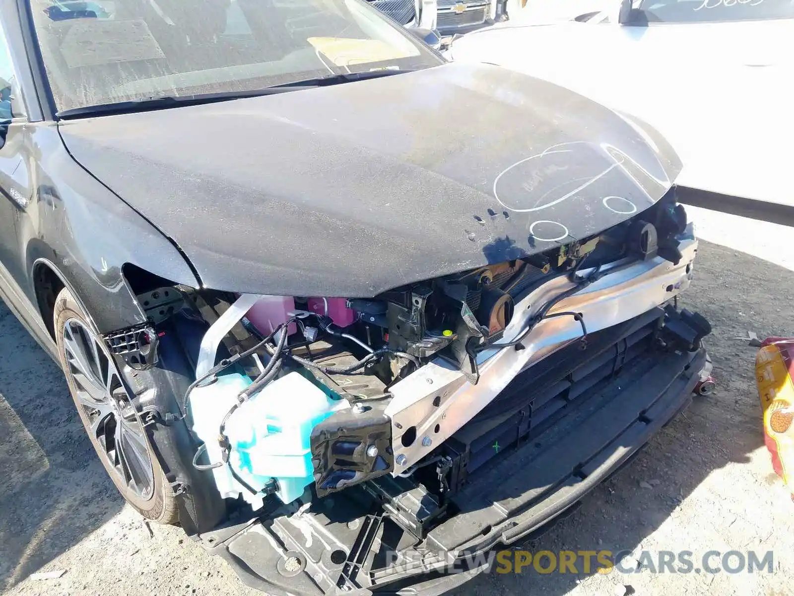 9 Photograph of a damaged car 4T1B21HK2KU518696 TOYOTA CAMRY 2019